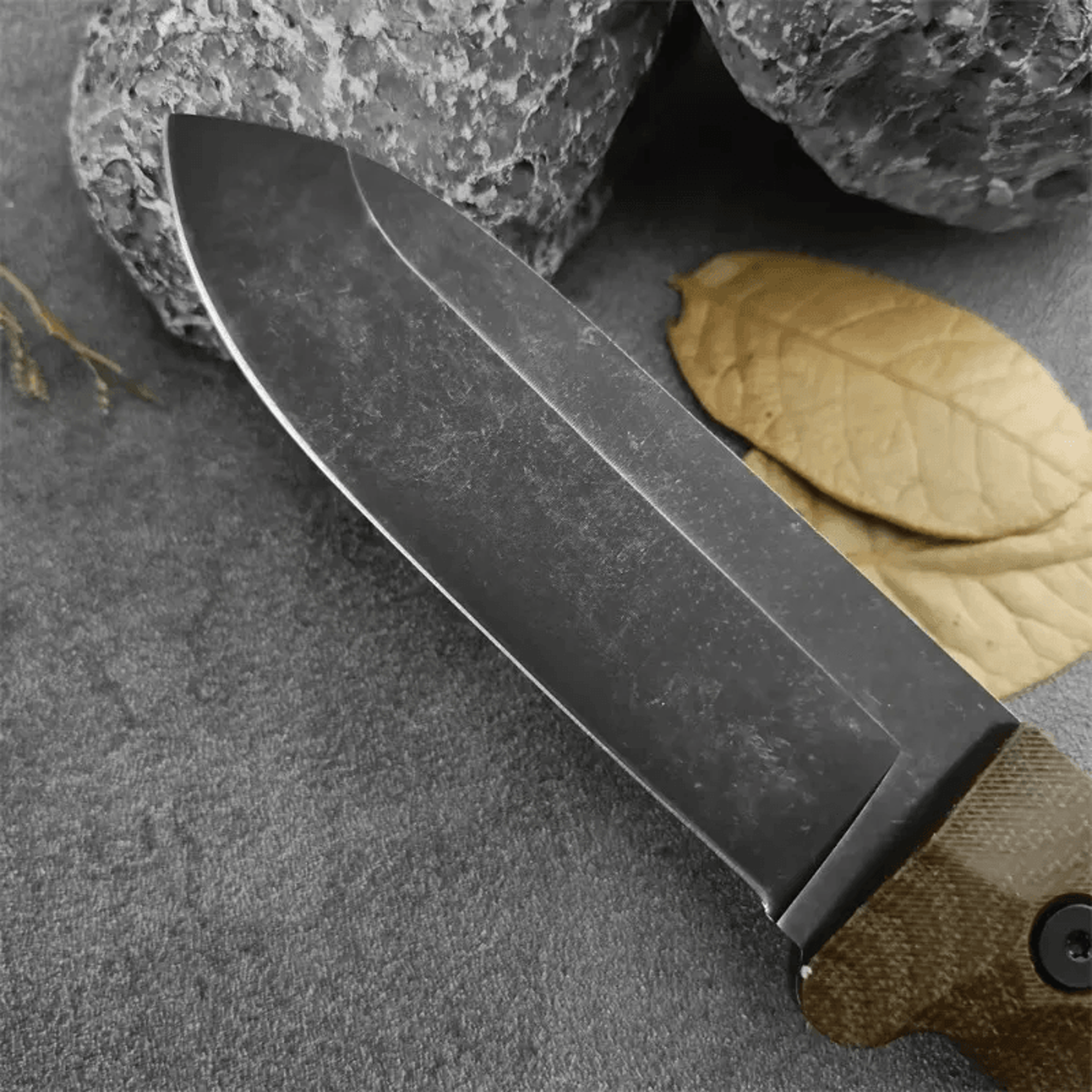 Fixed Blade Bushcraft Knife With Sheath 1