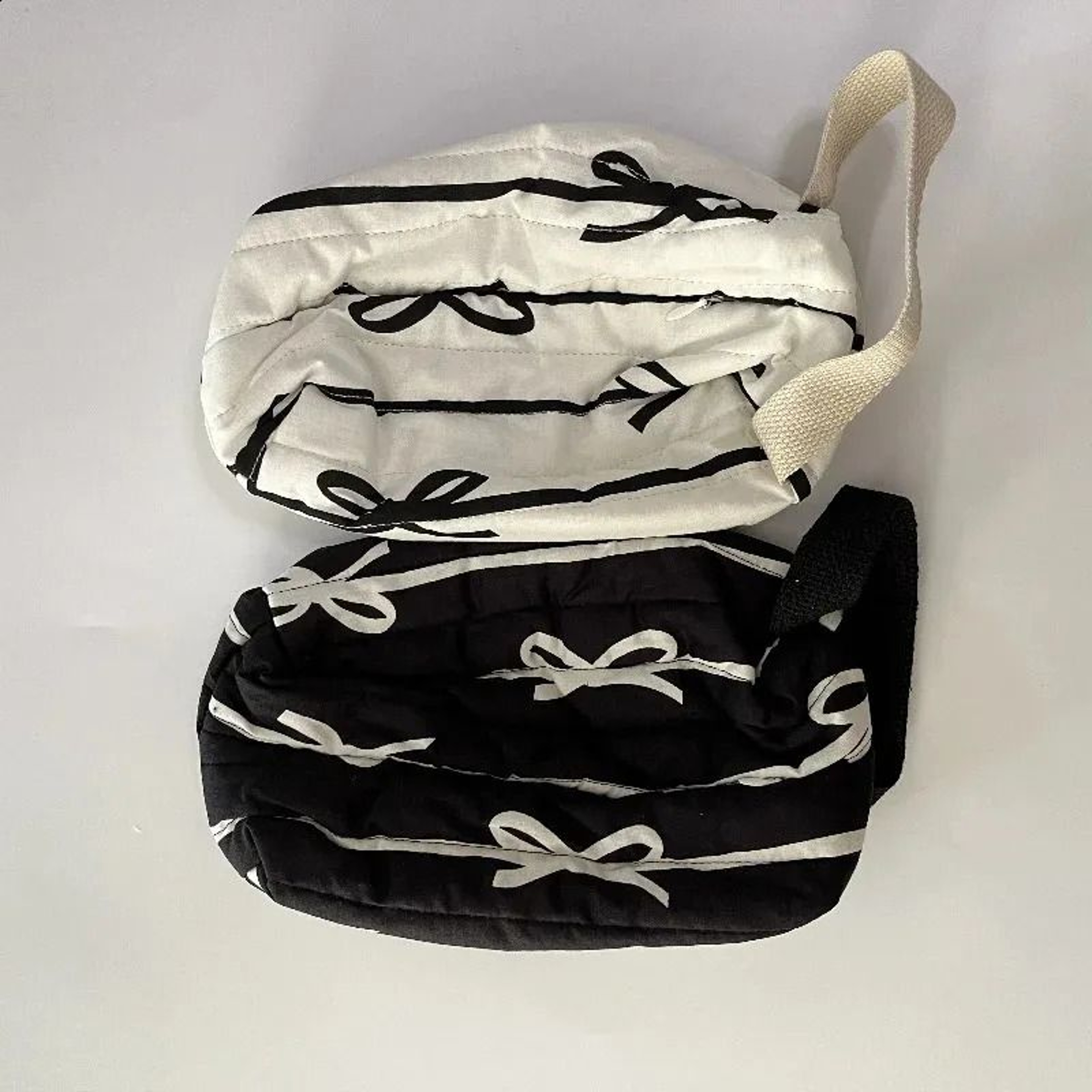 Portable Wet Wipes Holder With Detachable Flip Cover 2