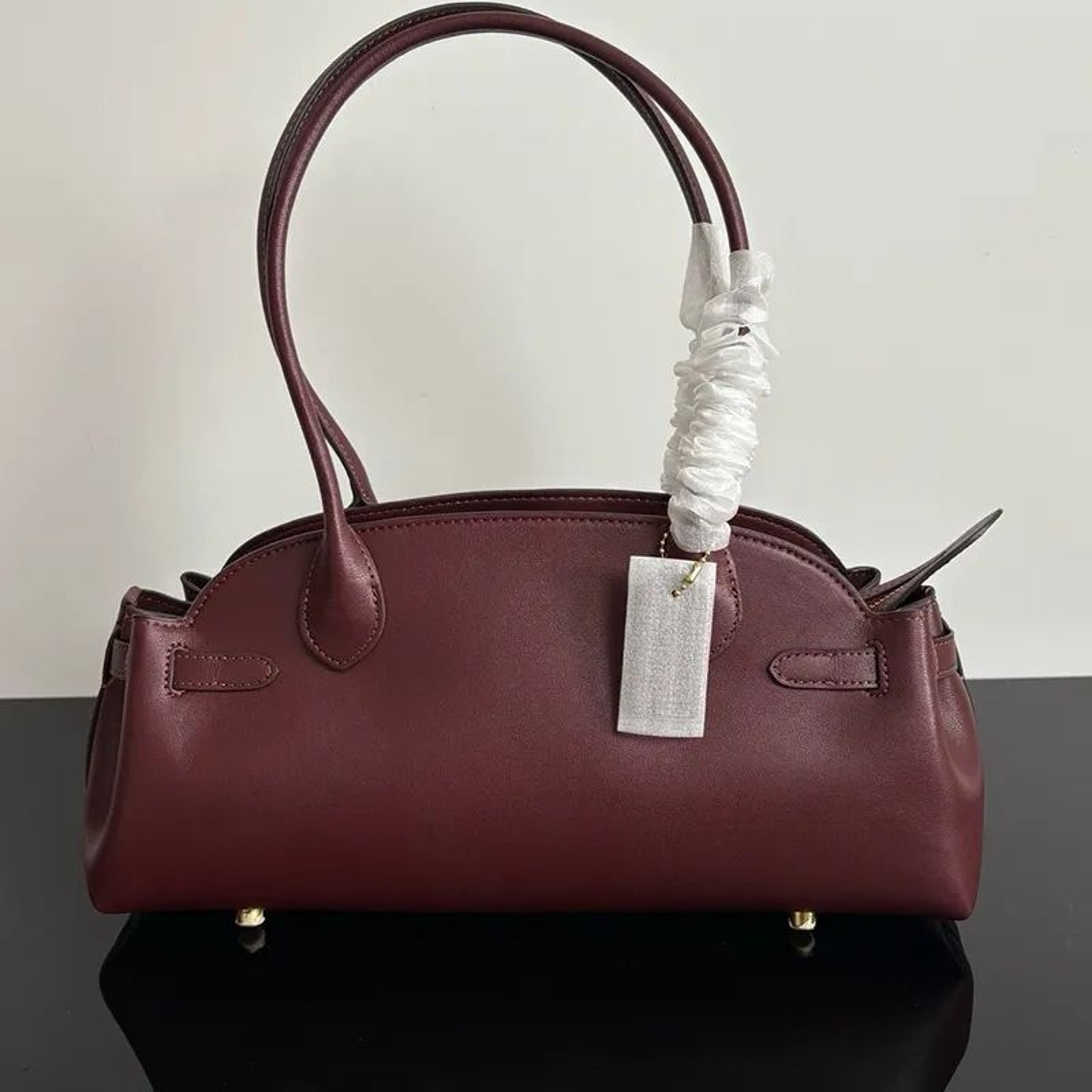 Merlot Red Womens Carryall Handbag Elegant Fashion Purse For Parties 1