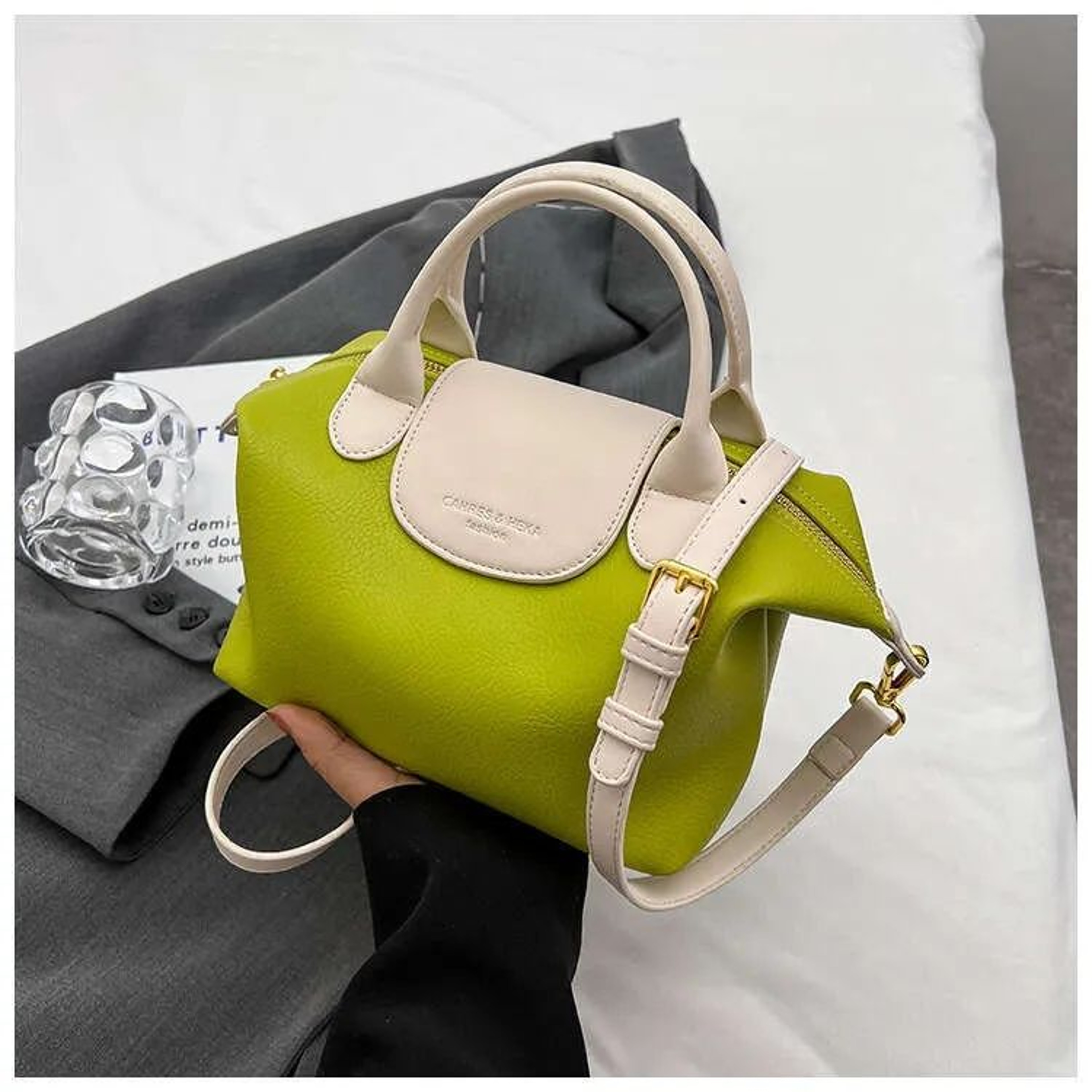 Women Large Capacity Commuter Handbag With Adjustable Shoulder And Crossbody Straps 2
