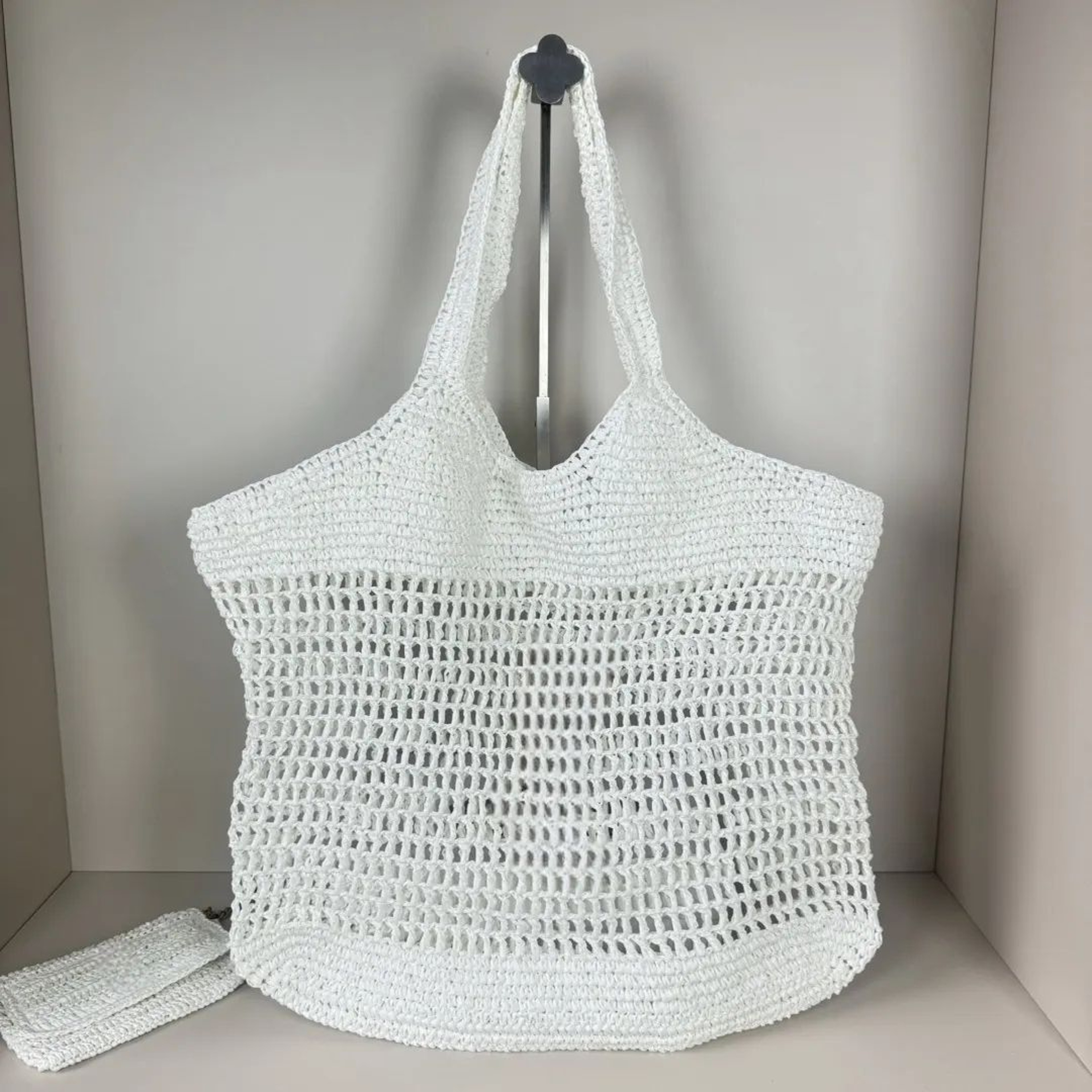 Large Raffia Straw Shoulder Tote Bag For Women With Metal Letter Accent 2