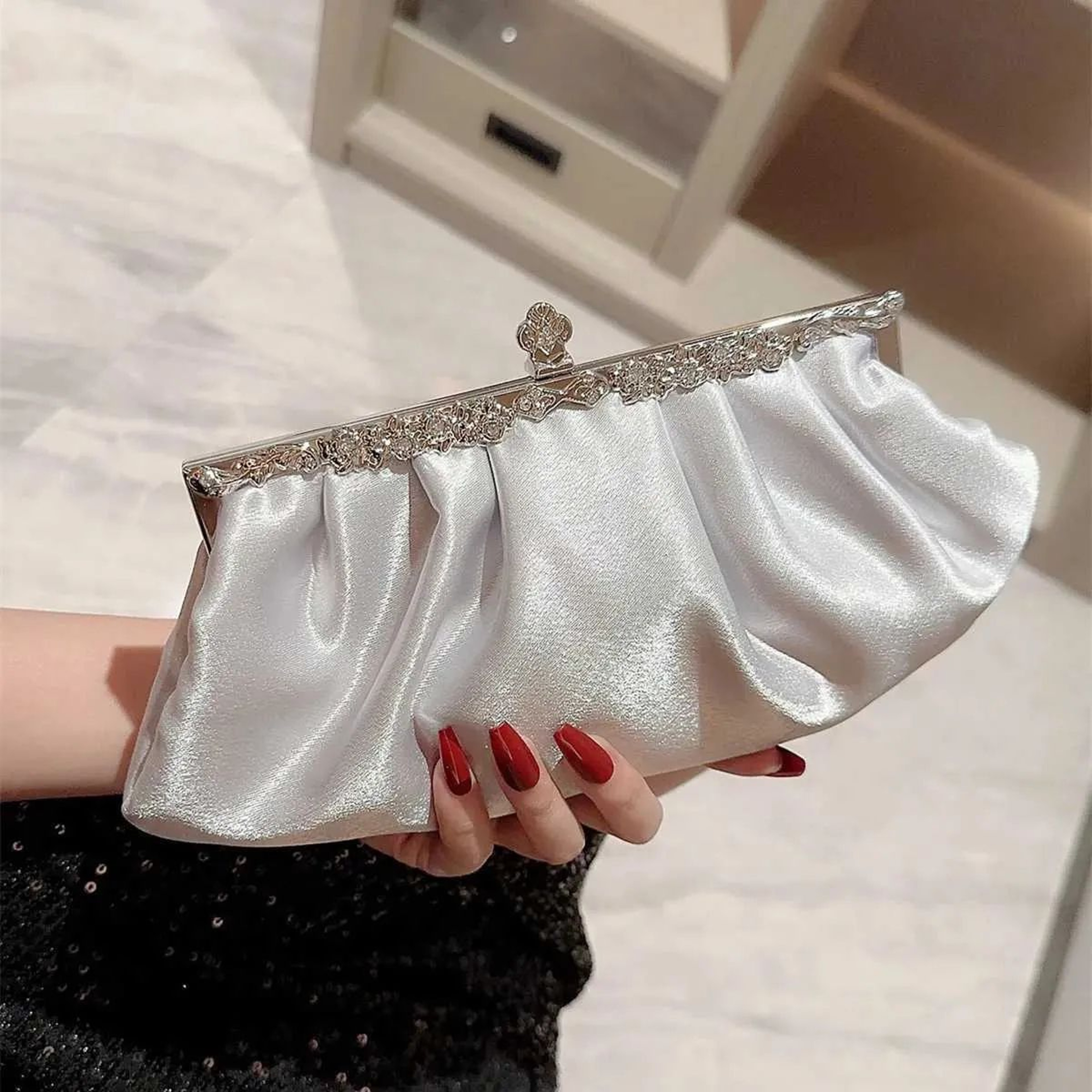 Womens Silver Evening Clutch Handbag With DiamondLike Accents For Weddings 1