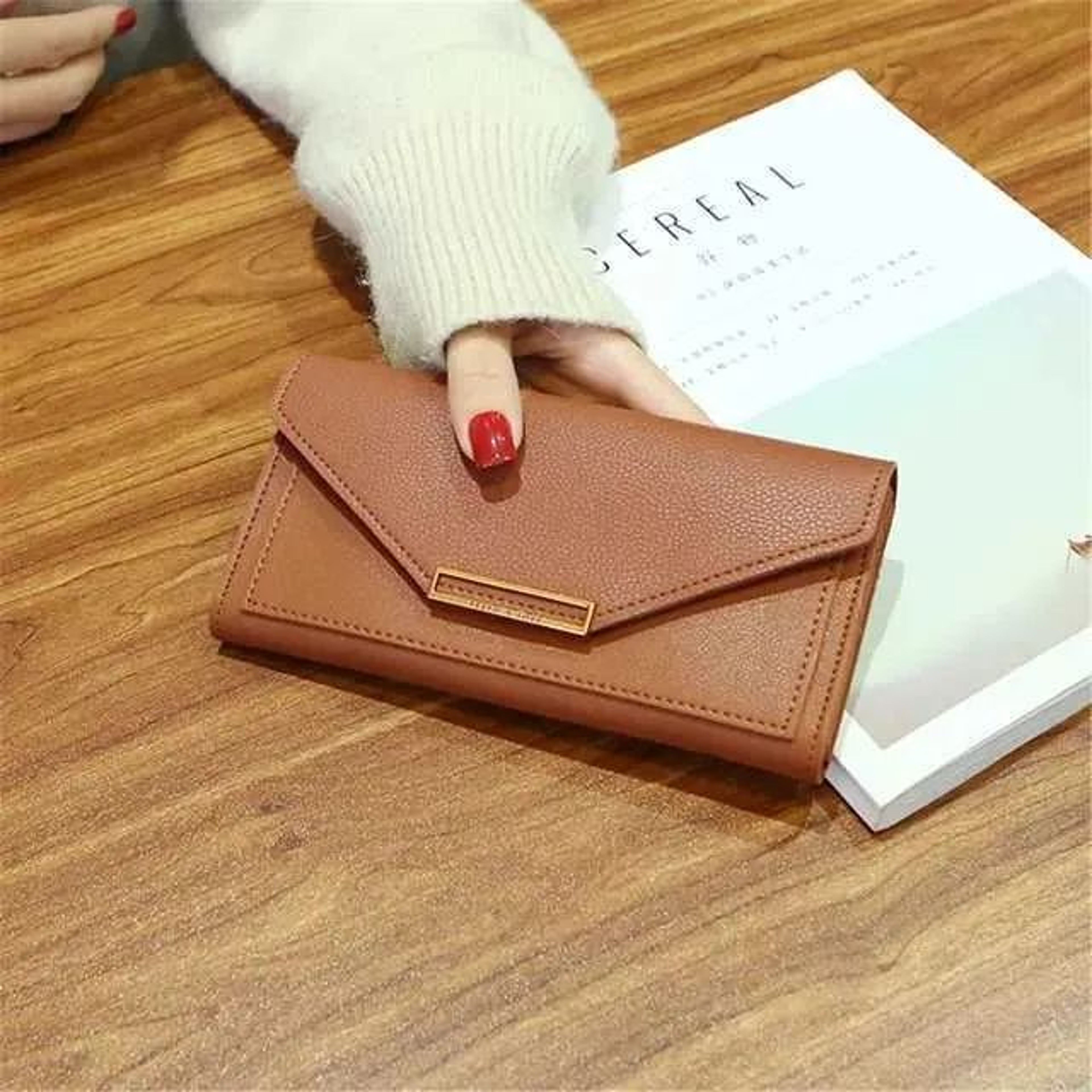 Women Long PU Leather Wallet With Buckle Clasp And Clutch Design 3