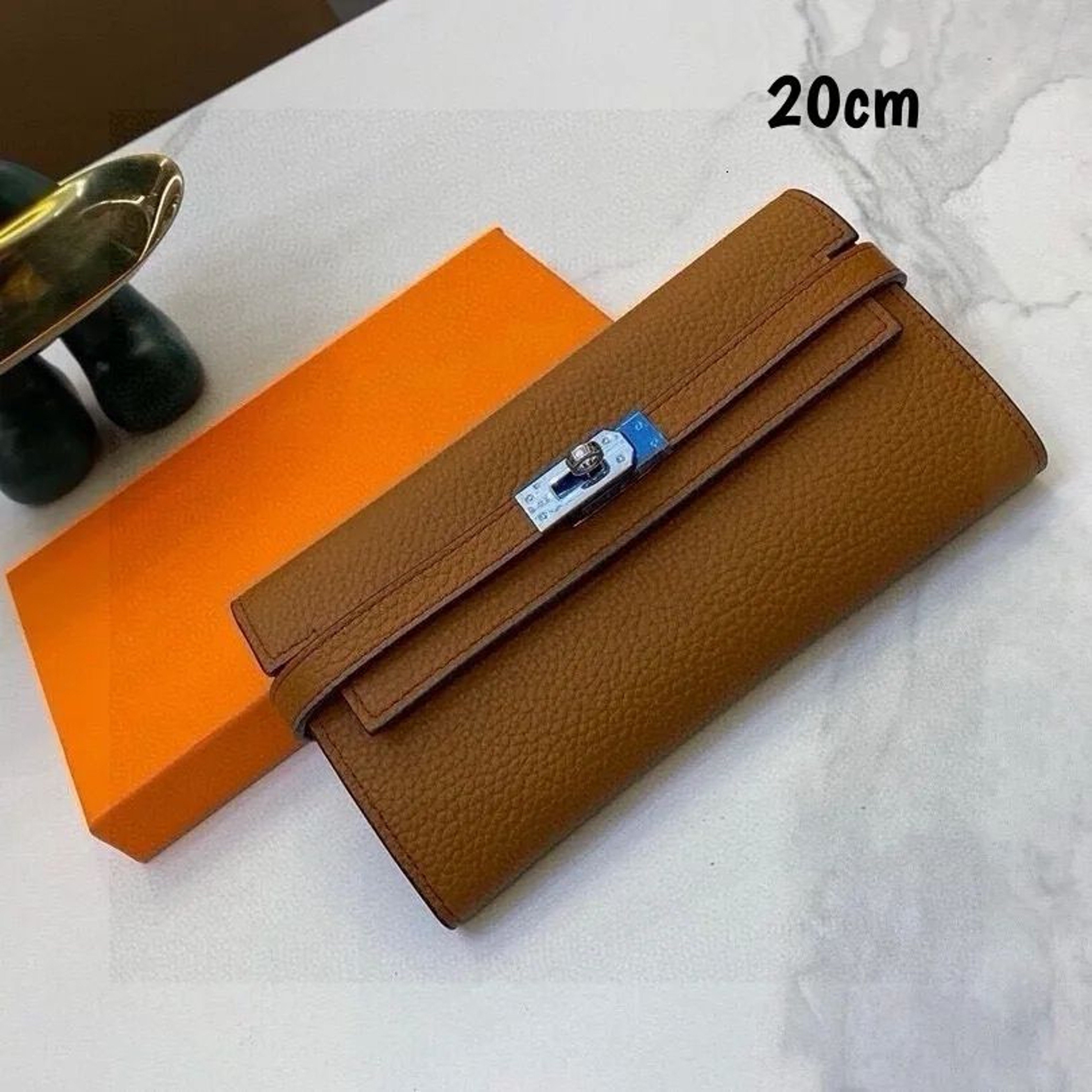 Womens Black Cross Grain Leather Clutch Wallet With Gold Twist Lock 3