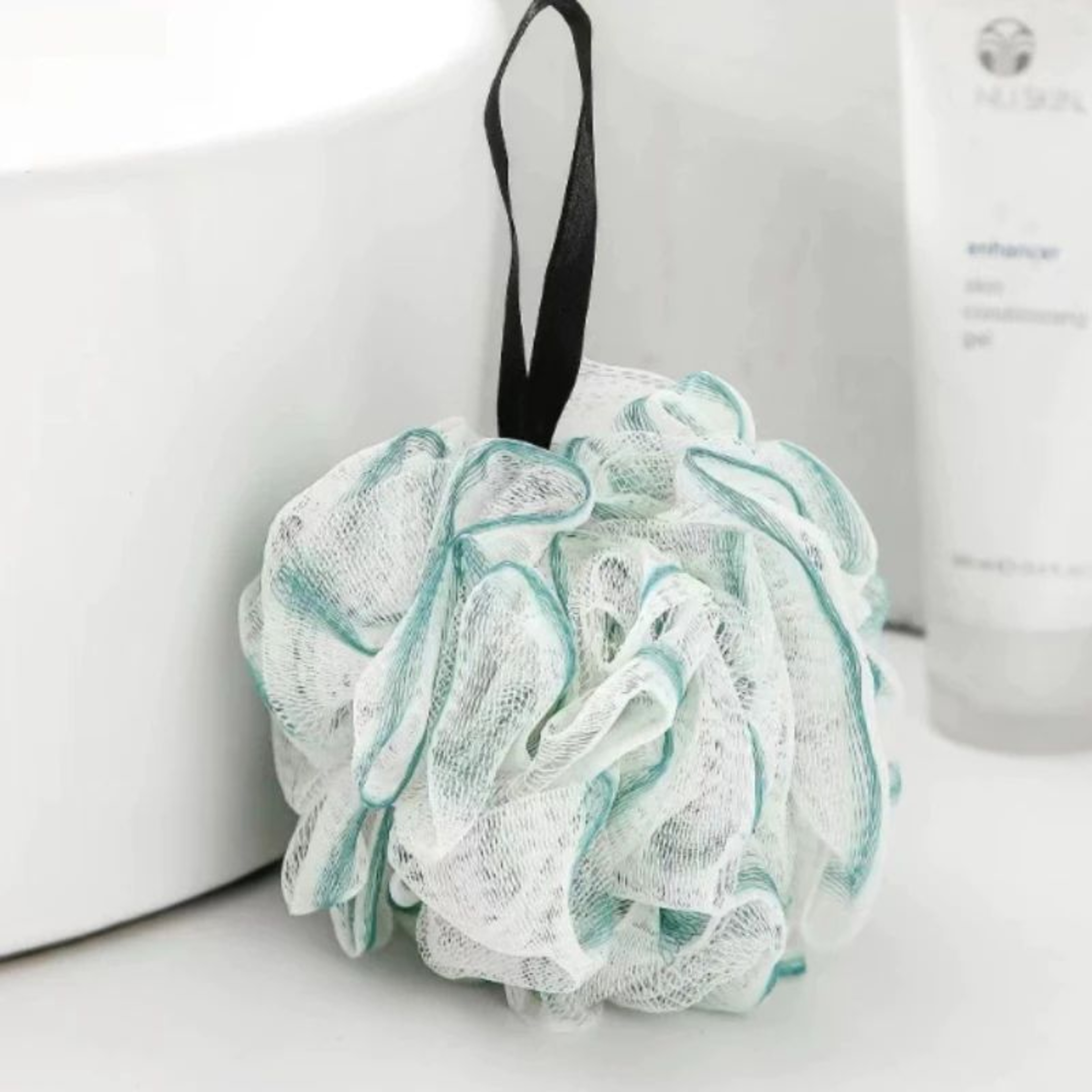 Luxury Shower Loofah Bath Sponge Super Soft Exfoliating Body Pouf Rich Lathering Shower Ball With H 5