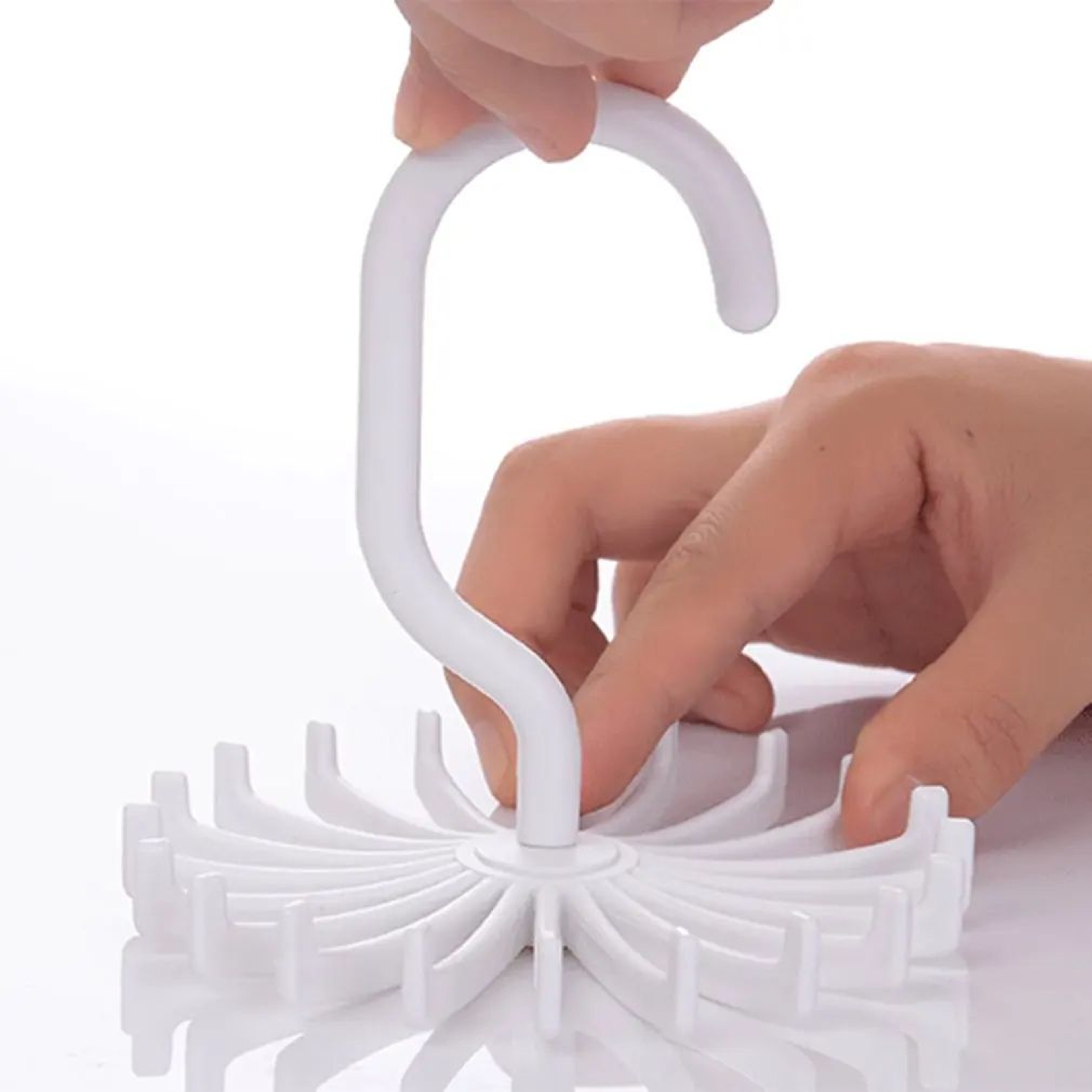 360 Rotating Tie  Scarf Hanger Rack  20Hook Organizer For Belts Scarves Ties Closet Storage 2