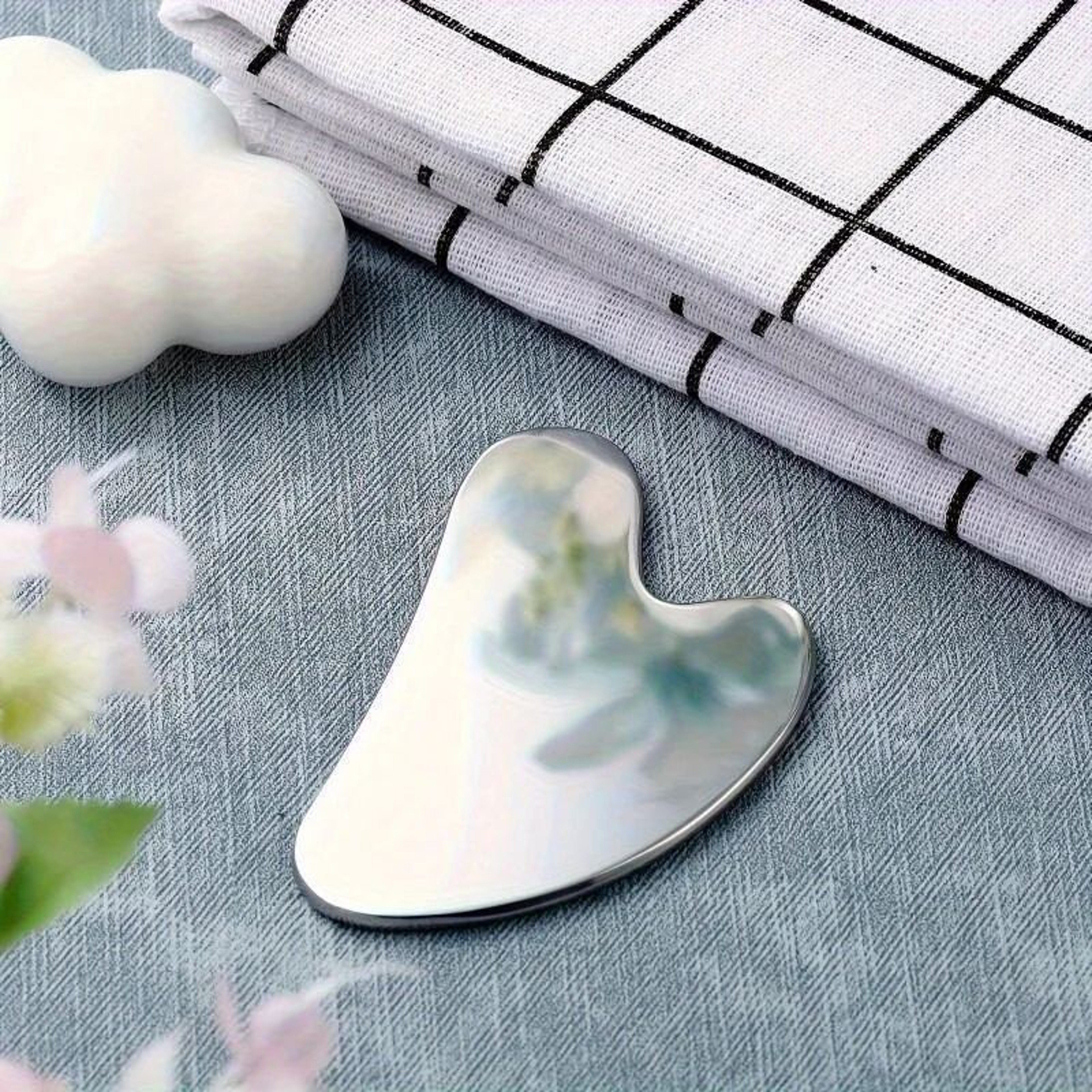 Stainless Steel Gua Sha Board  Cooling Facial Massage Tool For Skin Tightening Puffiness  Dark Circ 3
