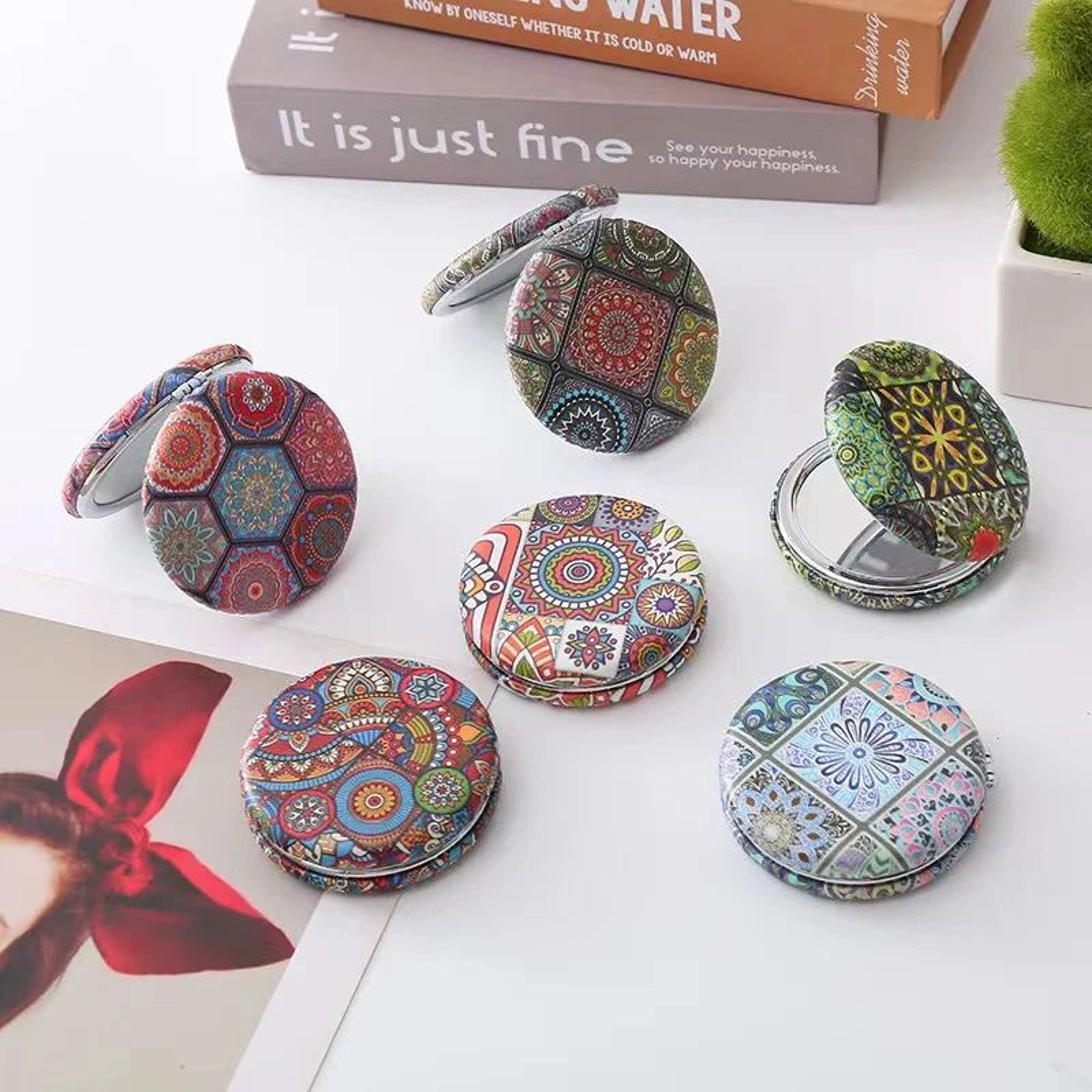 Bohemian Folding Round Cosmetic Mirror  Retro Portable Makeup Mirror For Travel Handbag Vanity  Dai 3