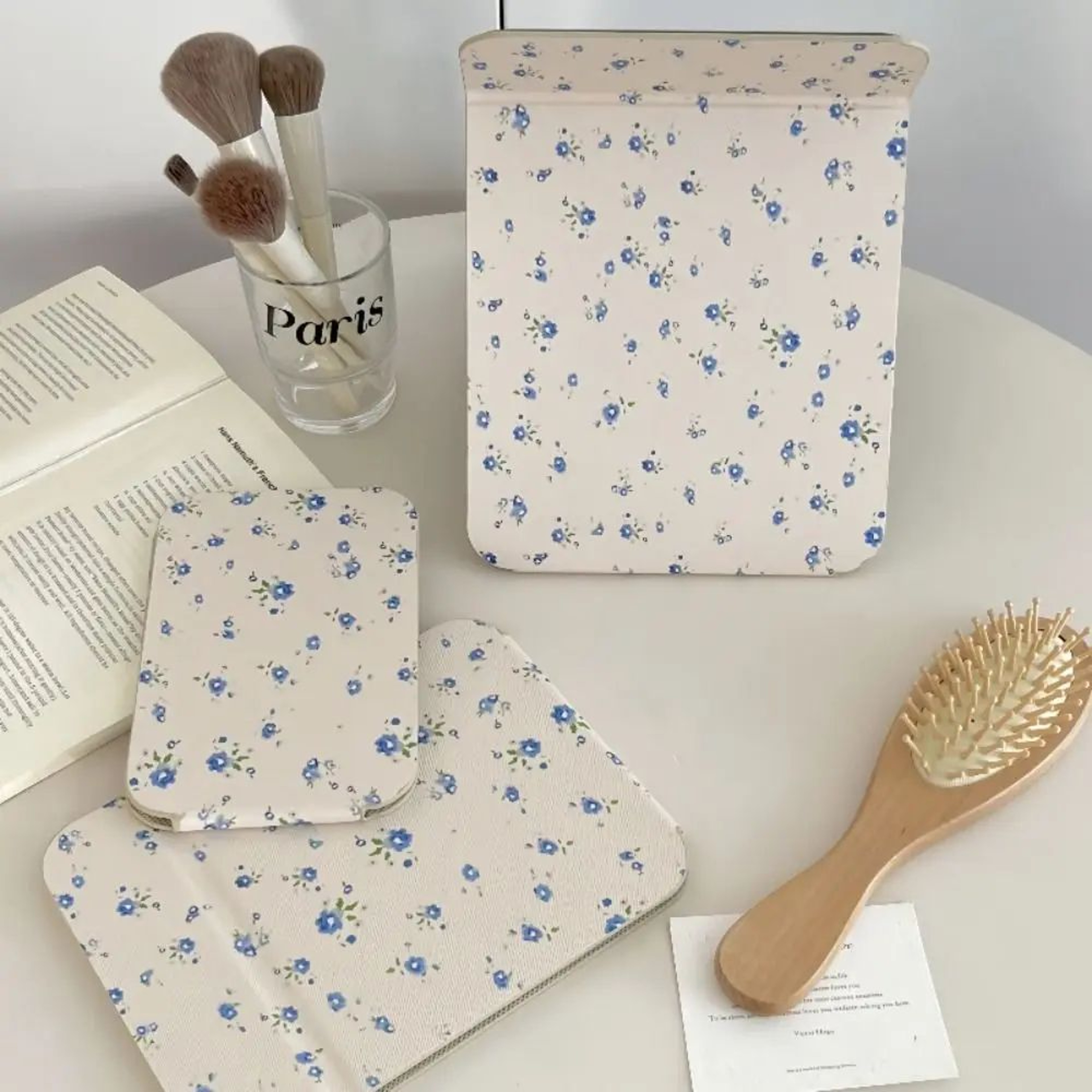 PU Leather Folding Makeup Mirror  Portable Desktop Vanity Stand Mirror For Travel Makeup Skincare   9