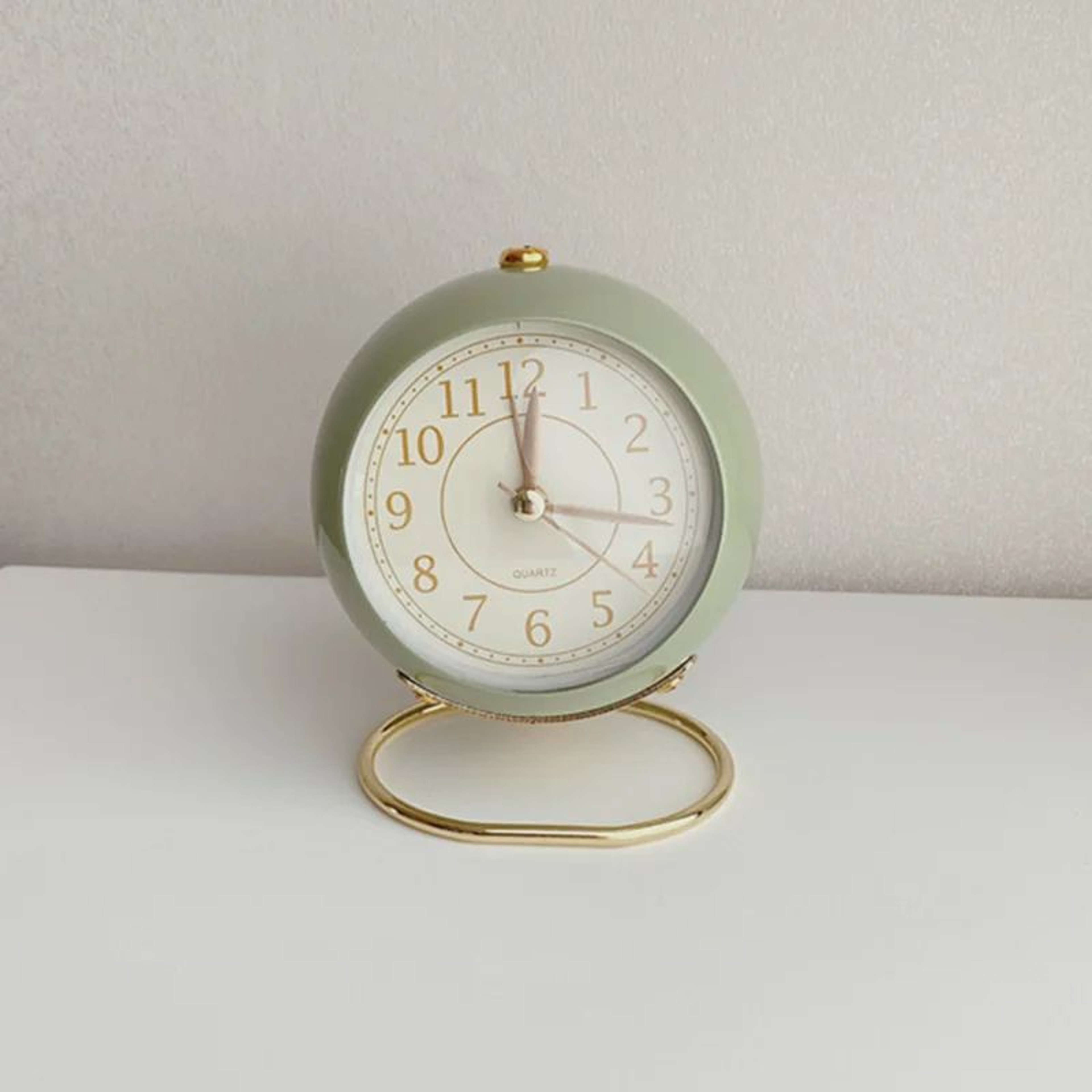 Nordic Silent Quartz Alarm Clock  41 In Compact Metal Table Clock With Night Light Stand For Bedroo 8