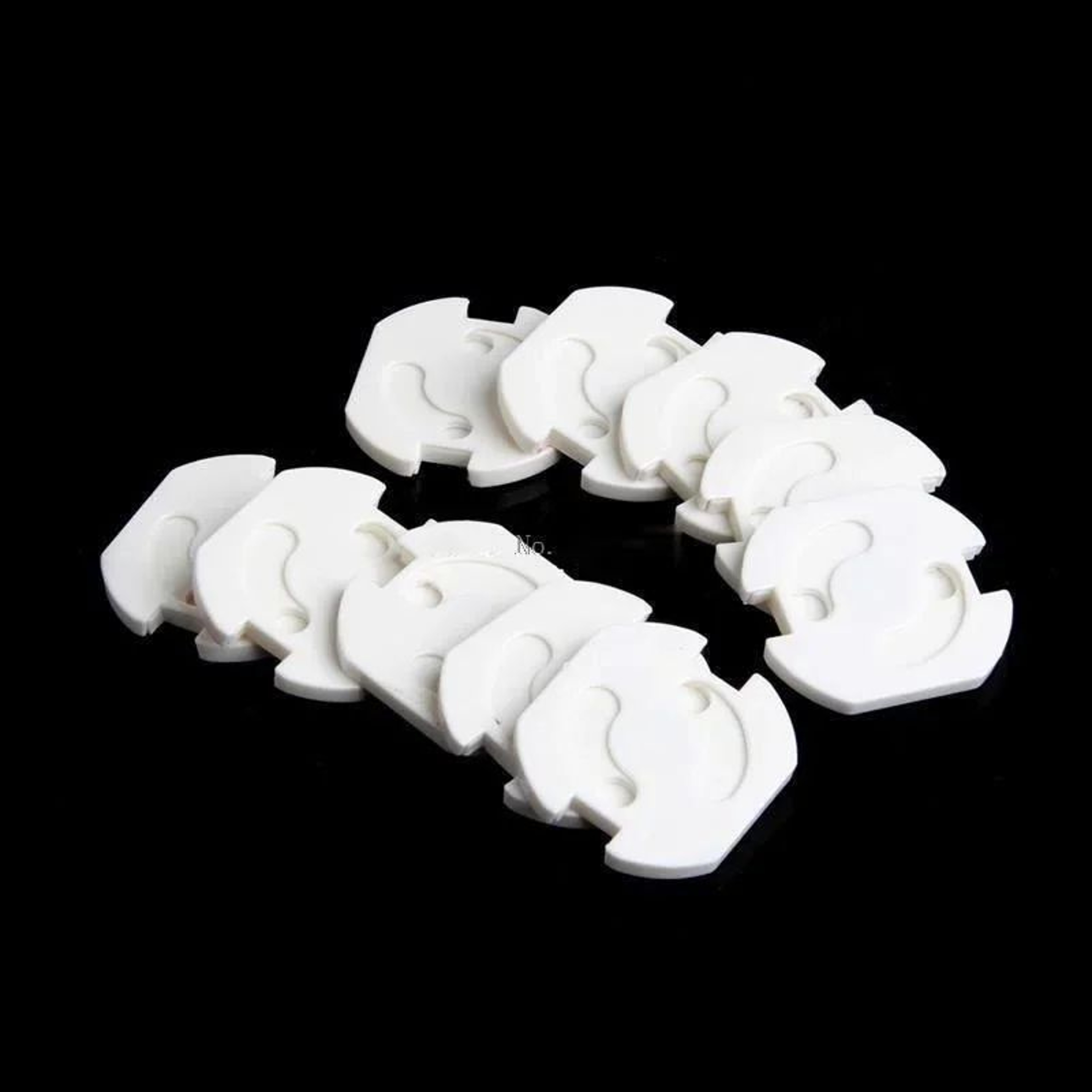 10Pack EU Power Socket Safety Guards  ChildProof Outlet Protectors With Rotating AntiElectric Shock 2