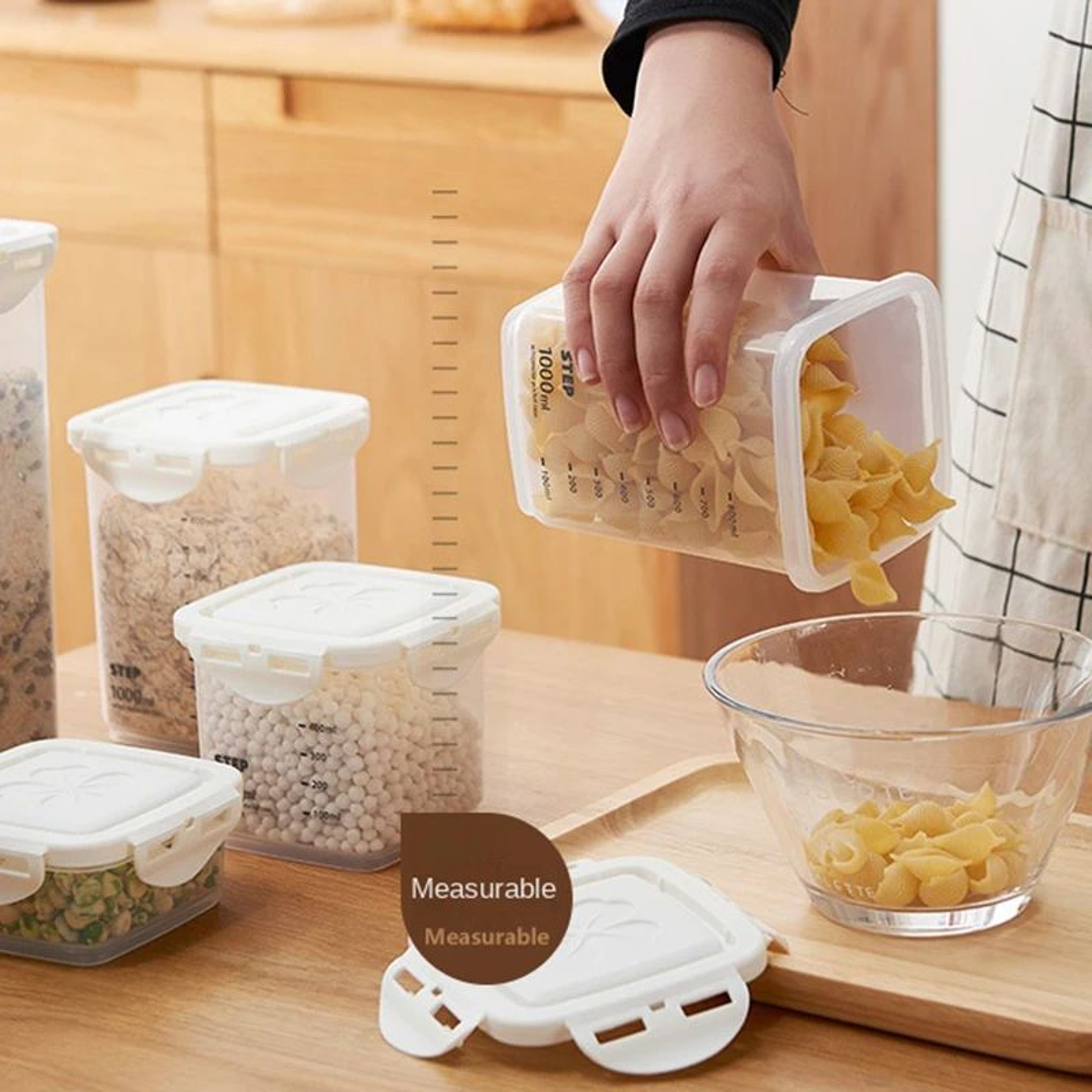 Large Capacity Sealed Food Storage Container 1