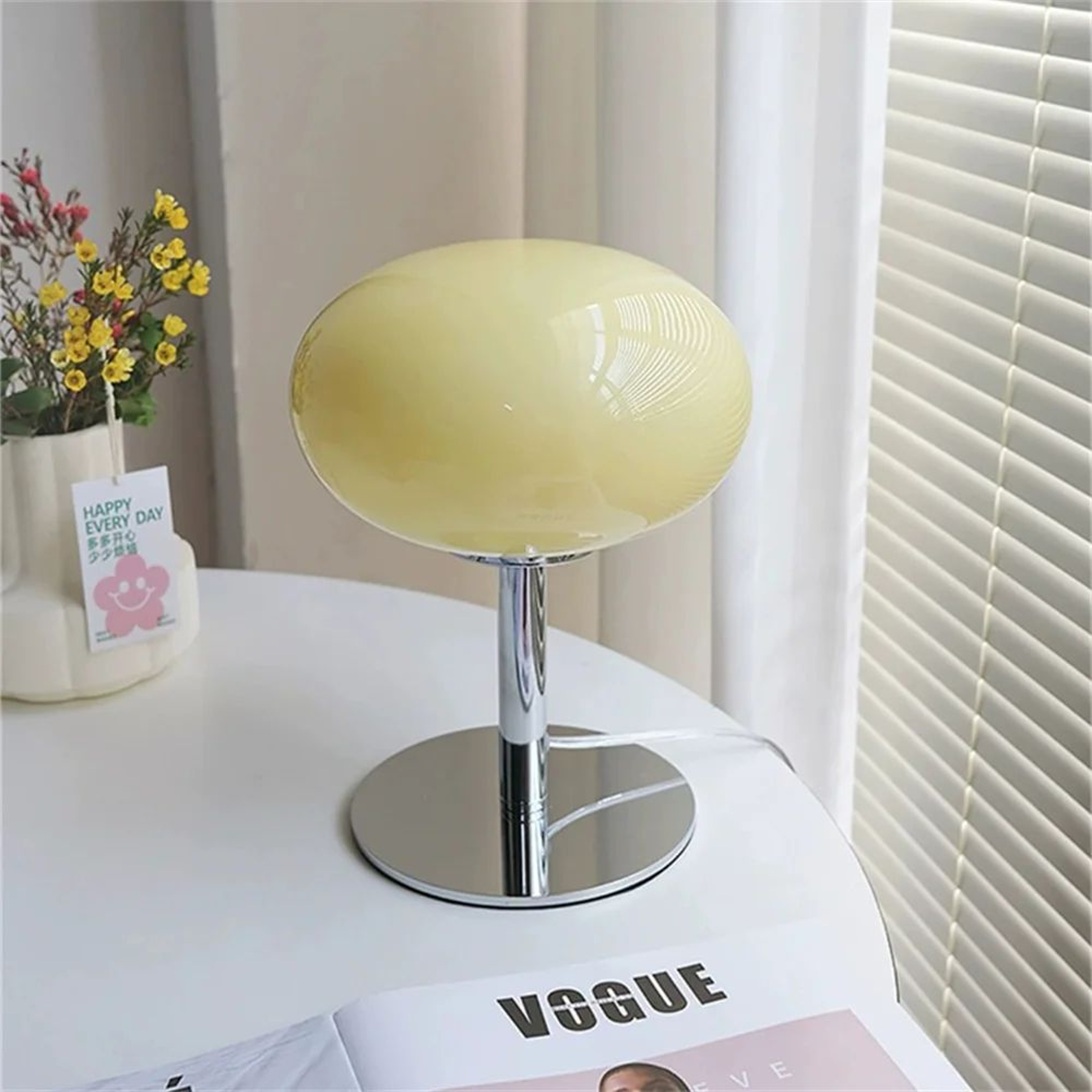 Medieval Cream Glass Lollipop Table Lamp 1