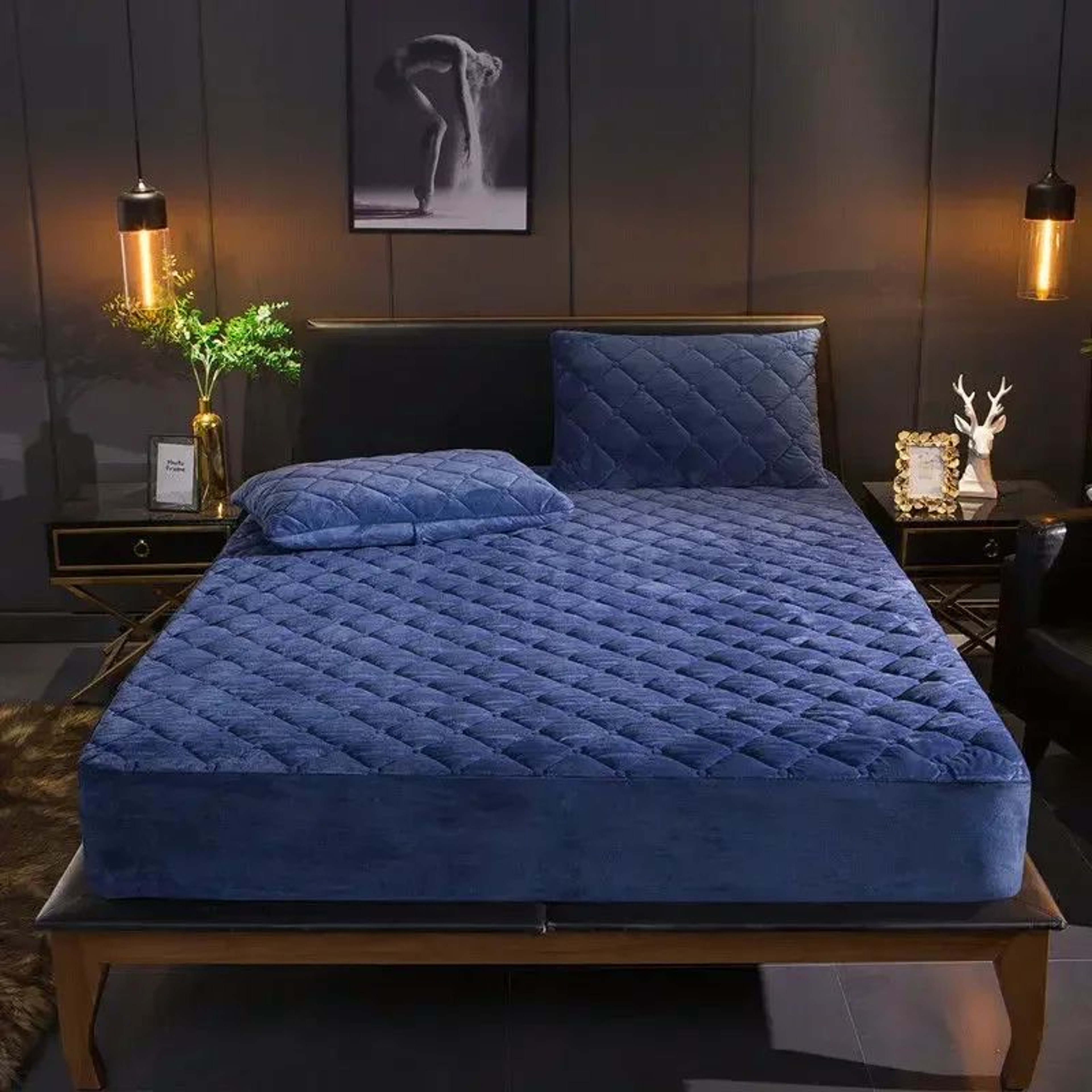 Plush Thickened Crystal Velvet Quilted Mattress Cover 10