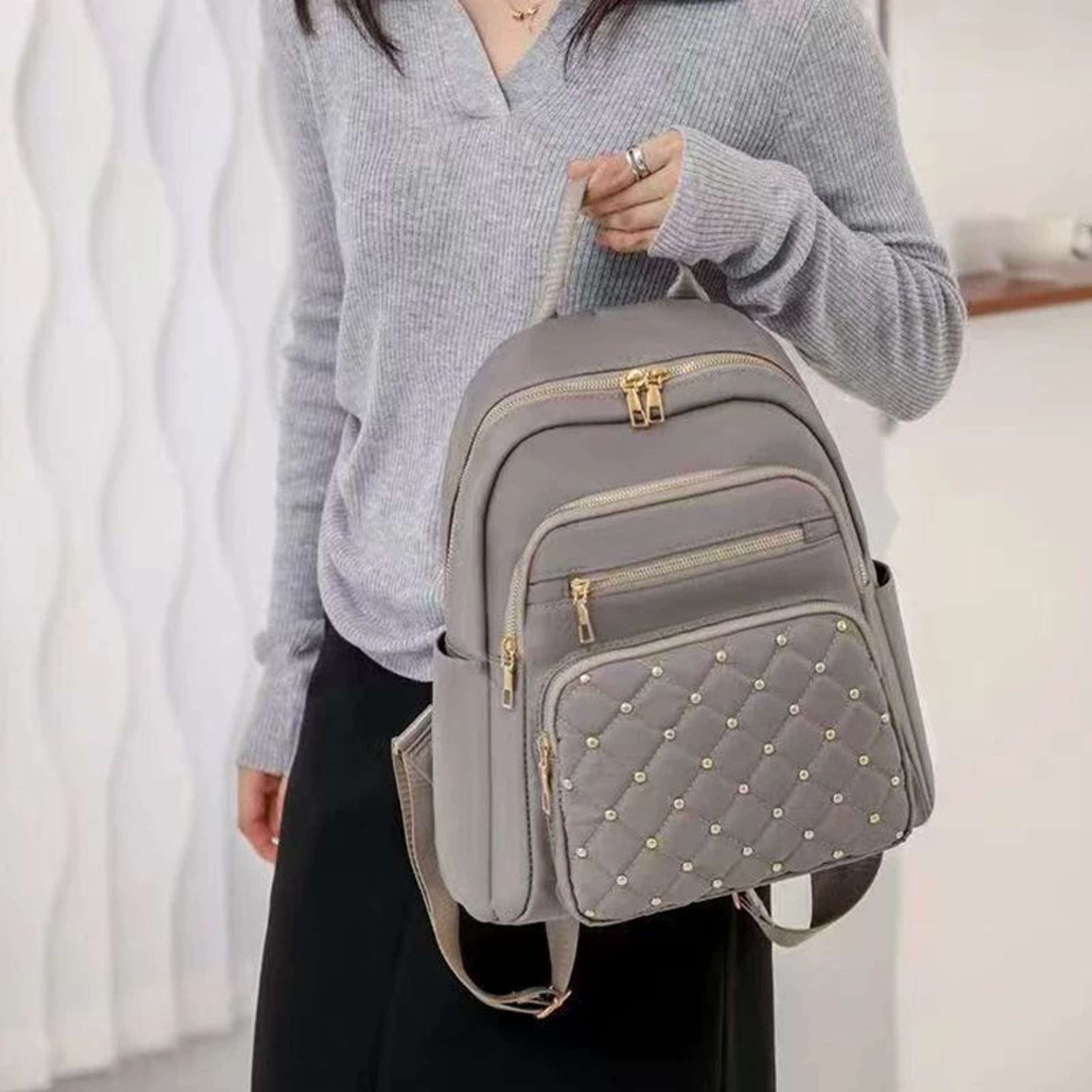 Large Capacity Travel Backpack Womens Fashion Schoolbag Multi Purpose Bag 7