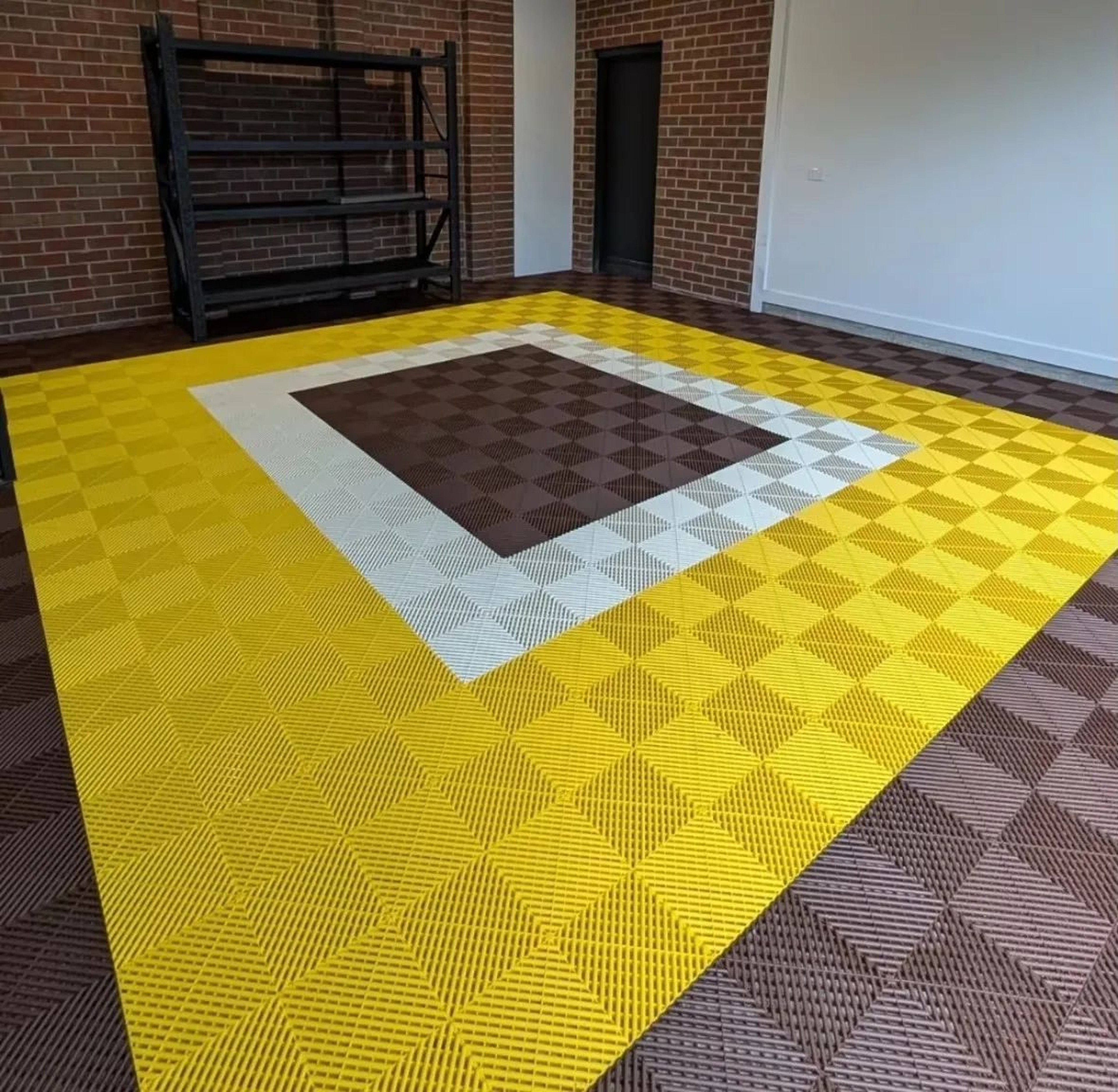 Interlocking Garage Floor Tiles Portable Outdoor Flooring 2