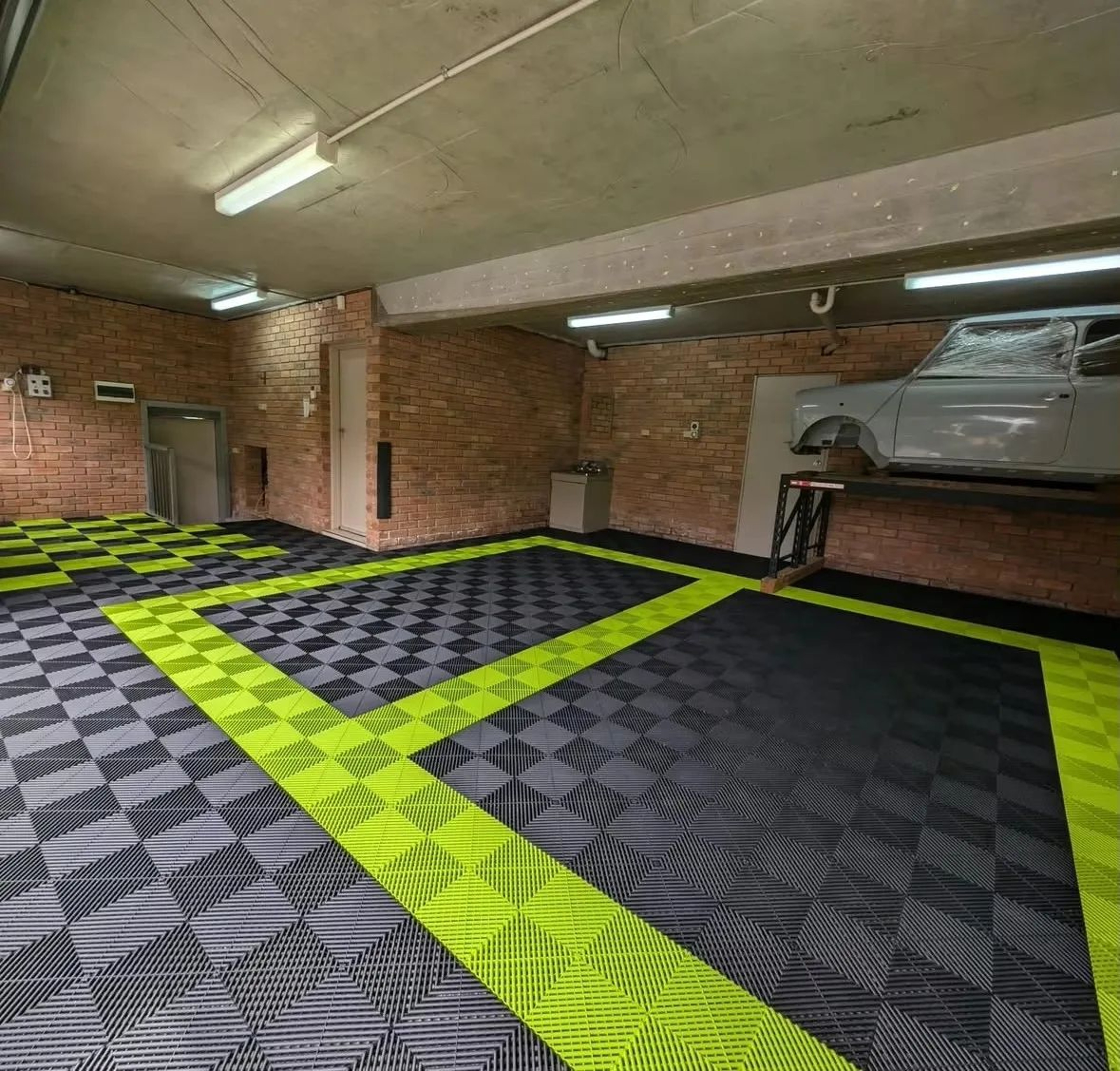 Interlocking Garage Floor Tiles Portable Outdoor Flooring 3