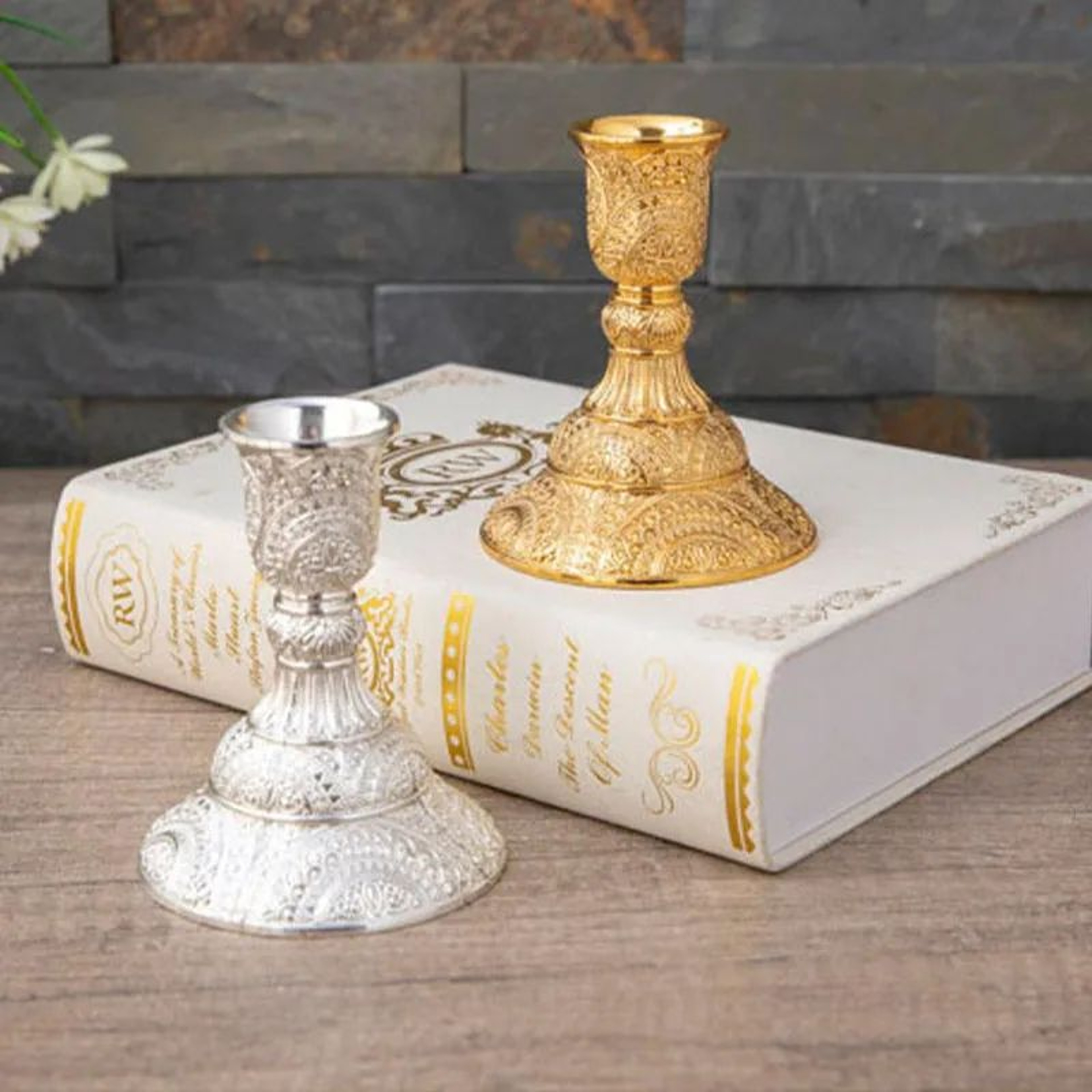 2 Piece Metal Candle Holder Set For Wedding And Home Decor 8