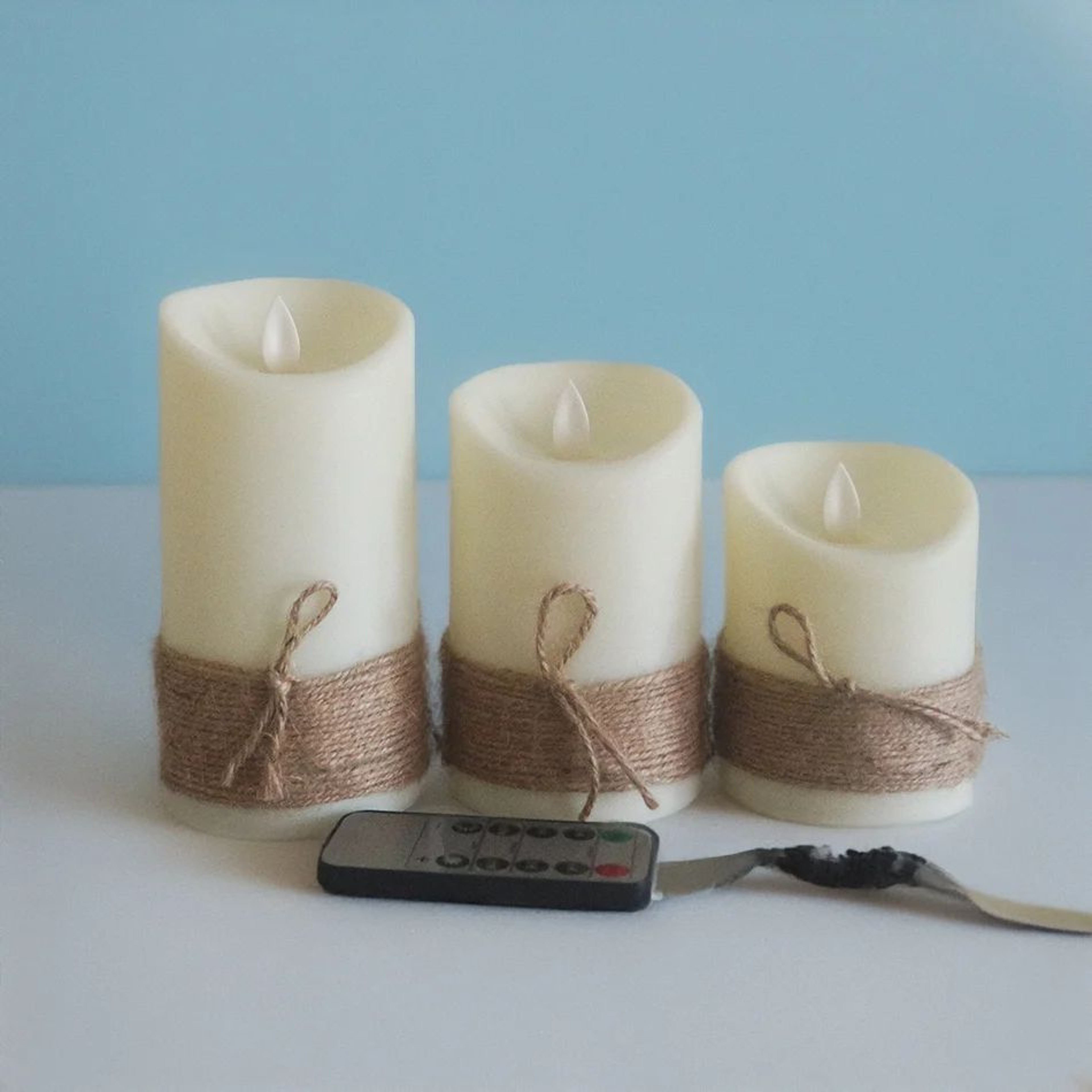 3 Piece Vintage LED Flameless Candles With Dancing Flame 5