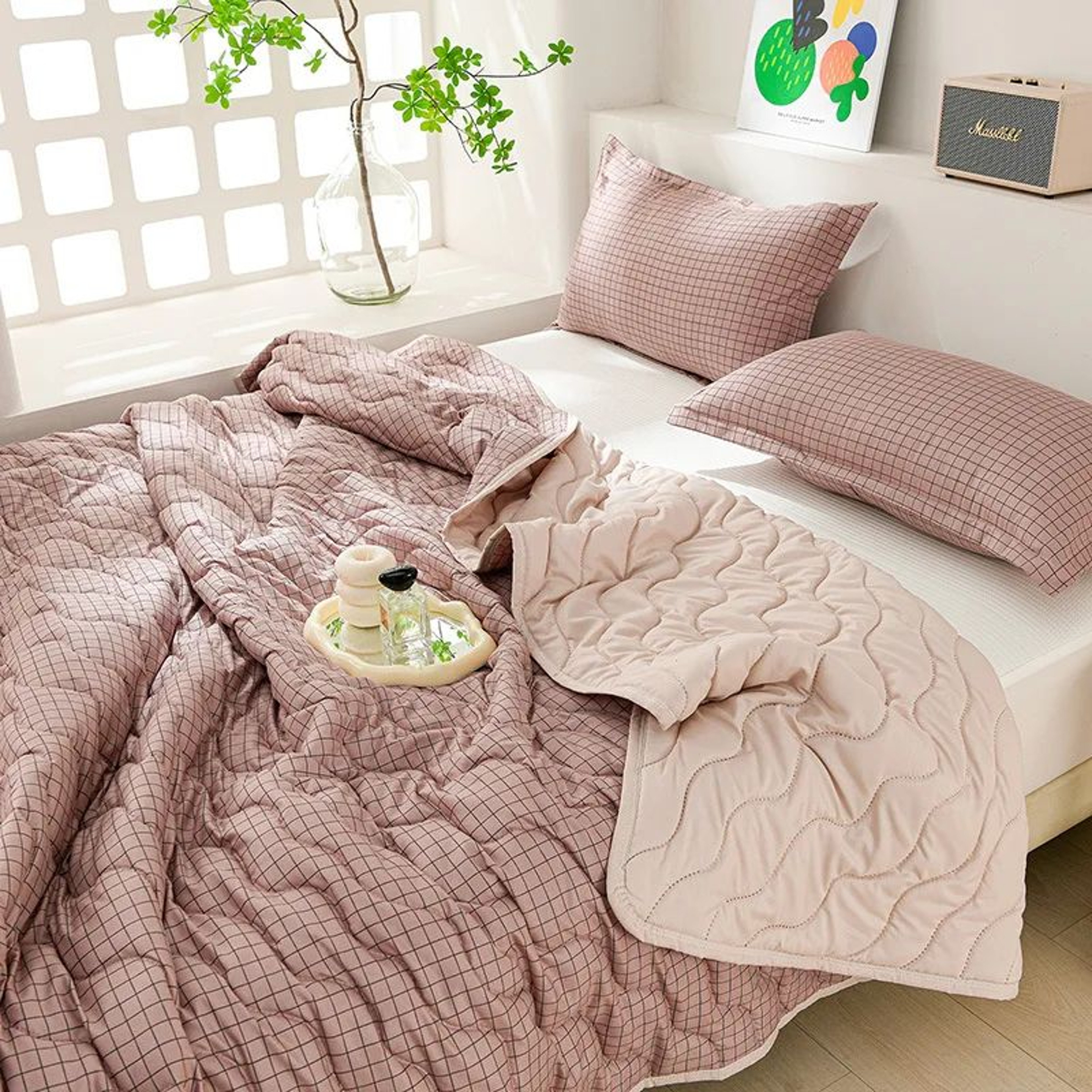 Lightweight Breathable Multifunctional Ice Silk Summer Cooling Blanket 6