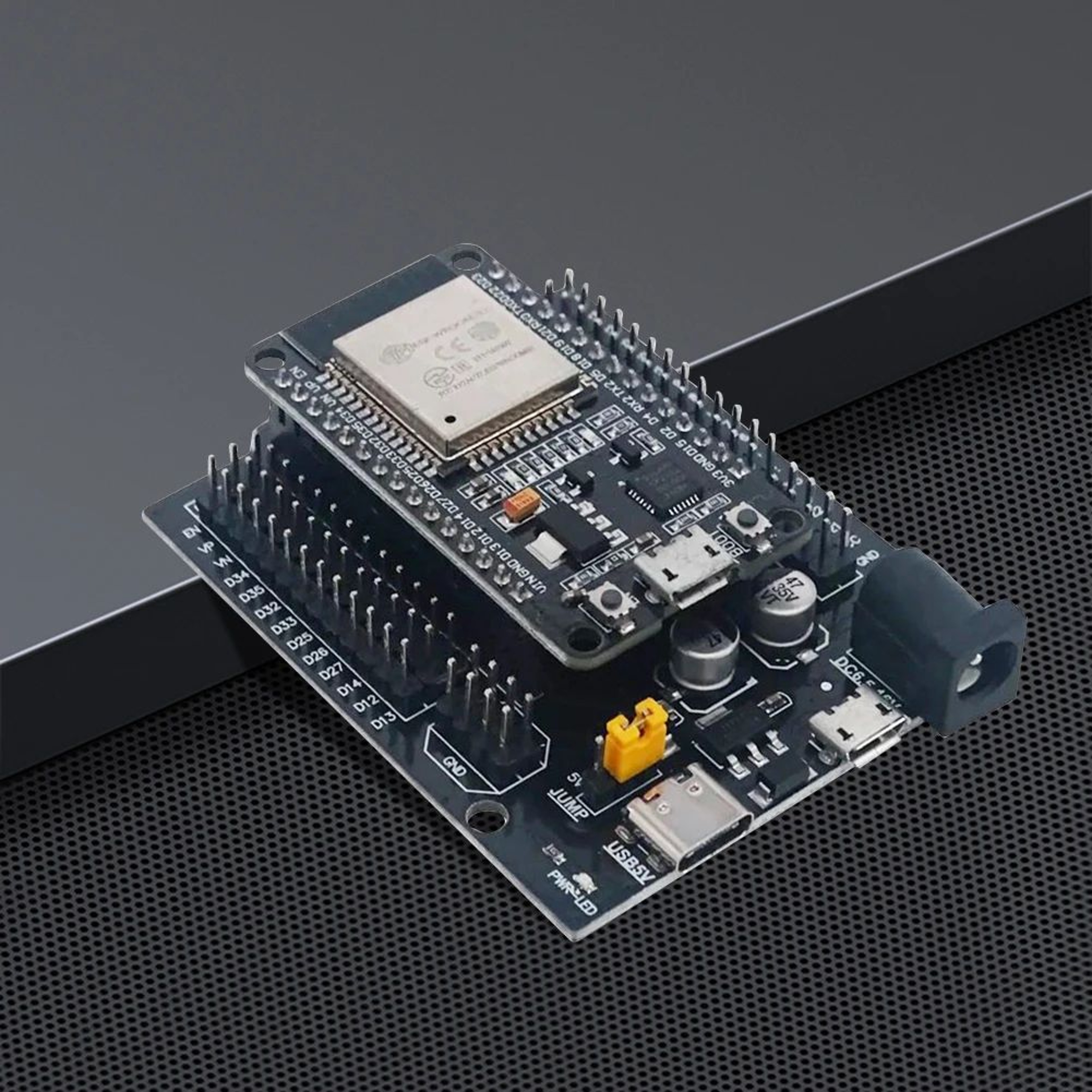 ESP32 Dual Core WiFi Bluetooth Type C Development Board 1