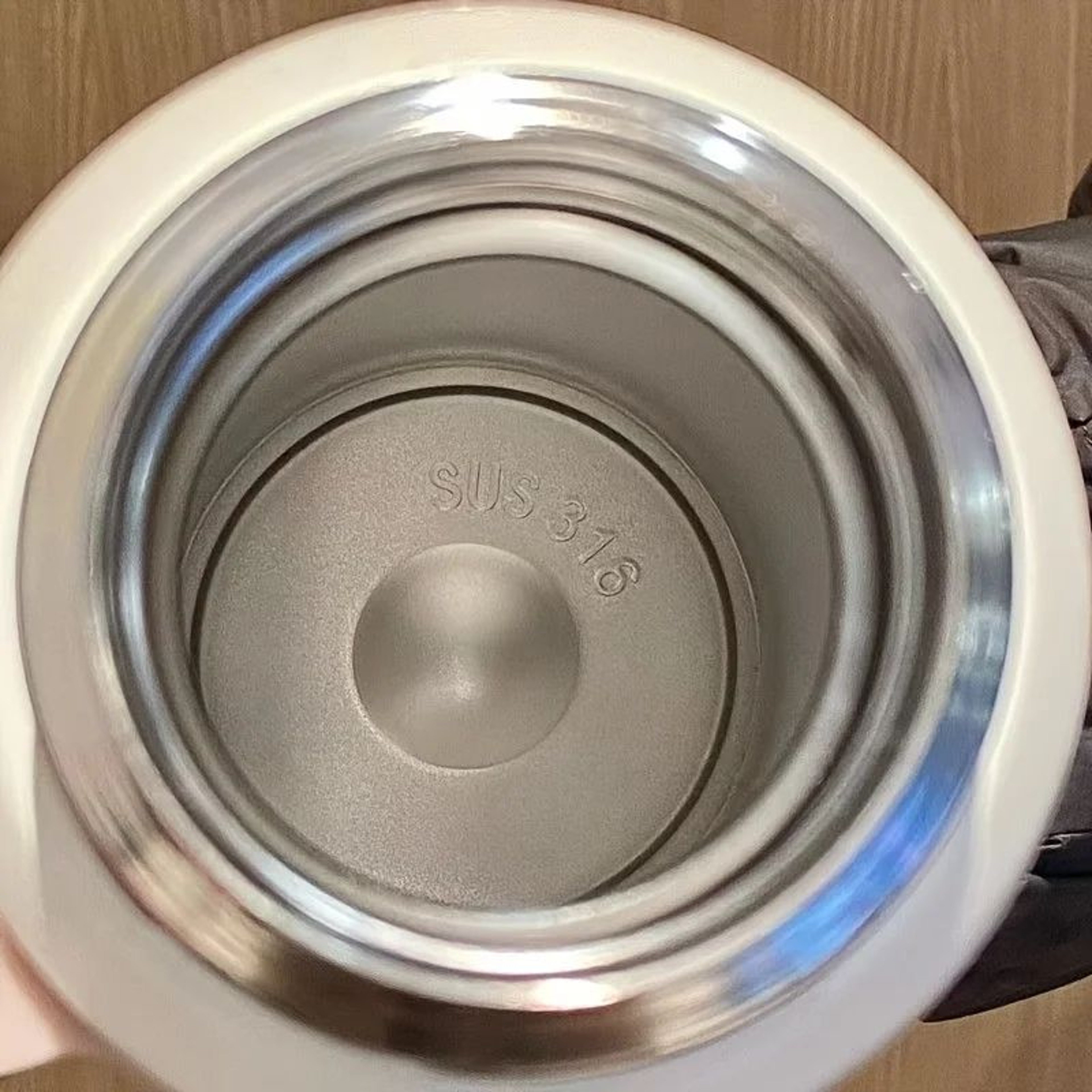316 Stainless Steel Insulated Vacuum Water Bottle With Cup 10