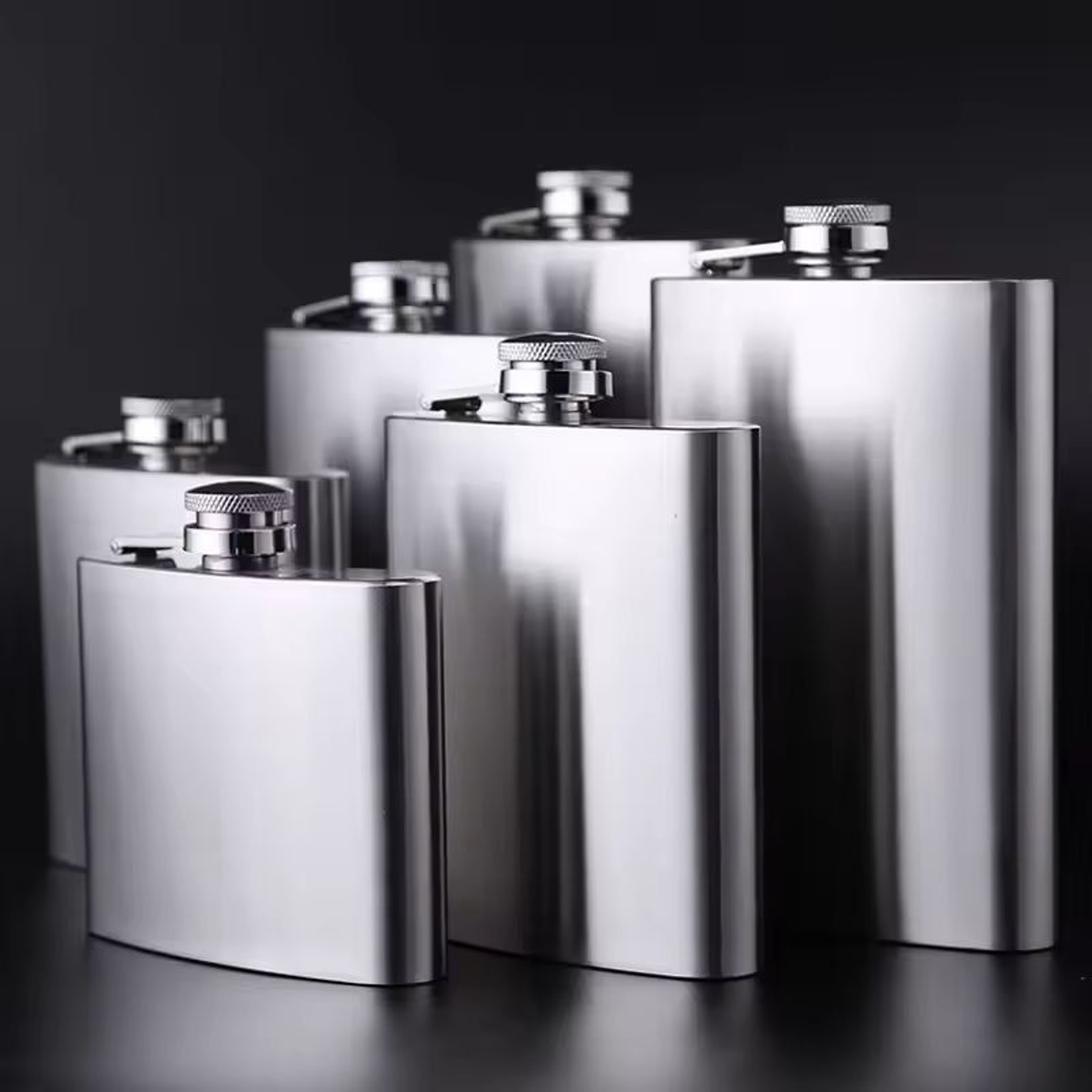 Compact Travel StainlessSteel Hip Flask  10 Oz Pocket Whisky  Wine Bottle 0