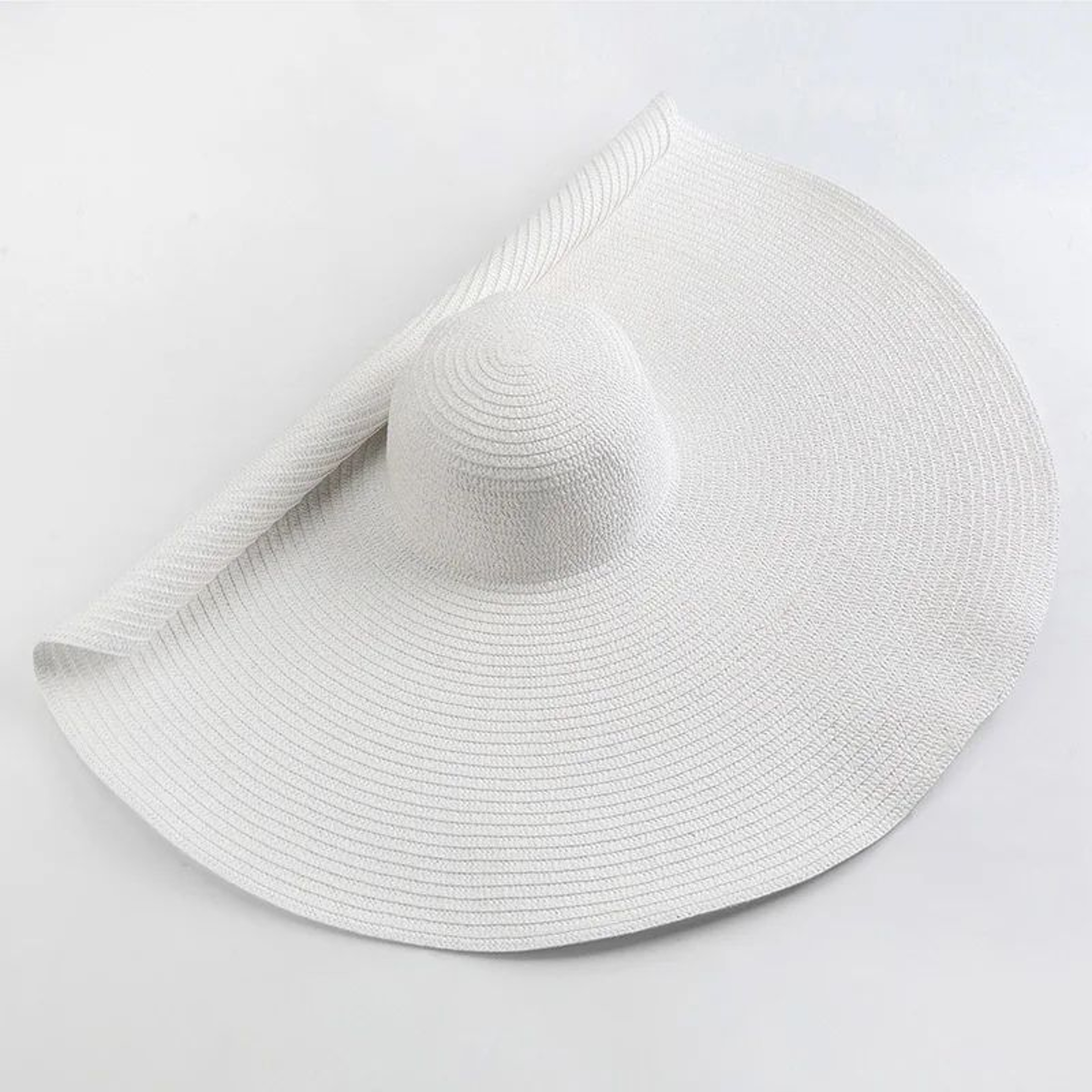 Oversized 70cm Wide Brim Beach Sun Hat  Foldable UV Protection Straw Hat For Women 11