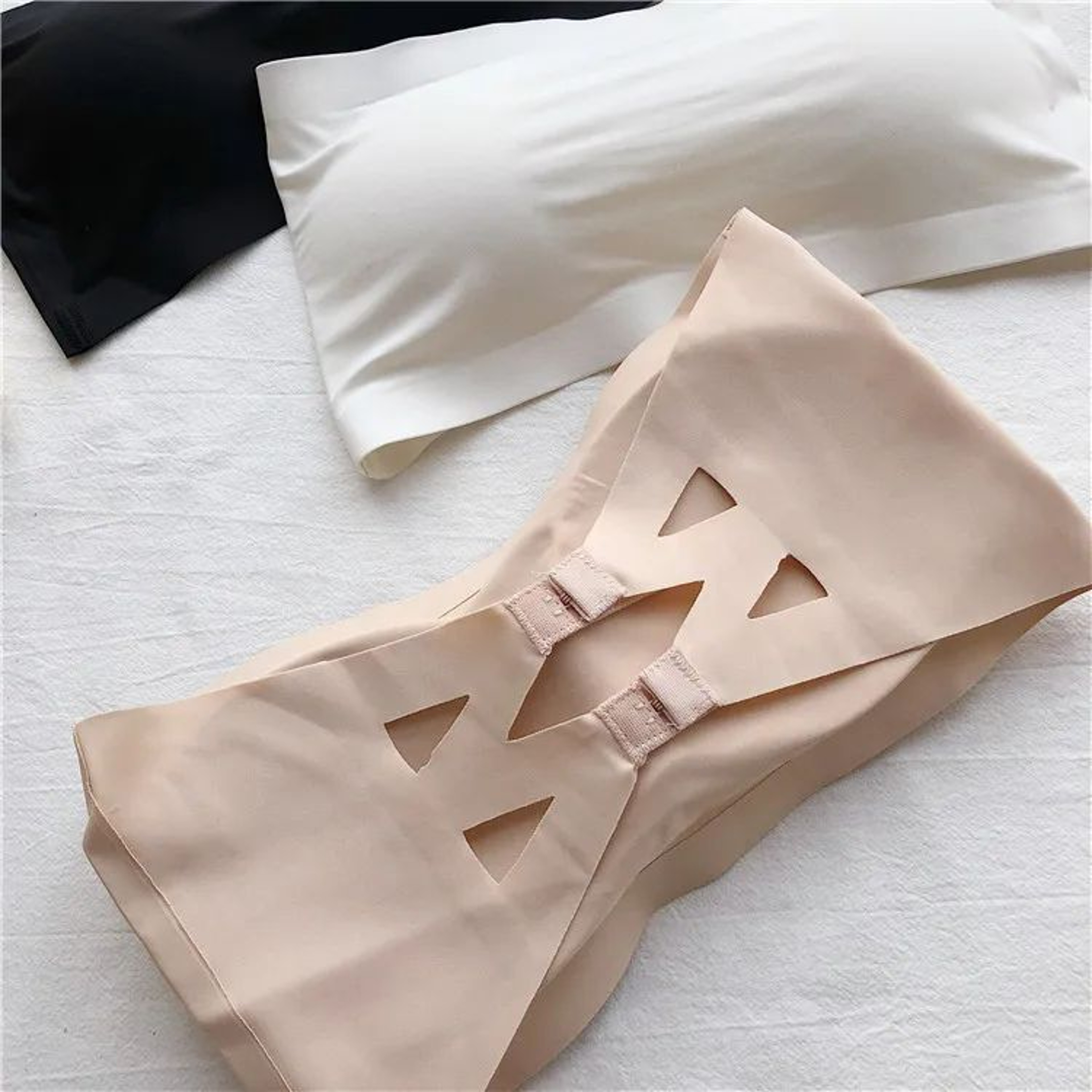 SilkyAir Ice Silk Strapless Seamless Tube Top Bra 4