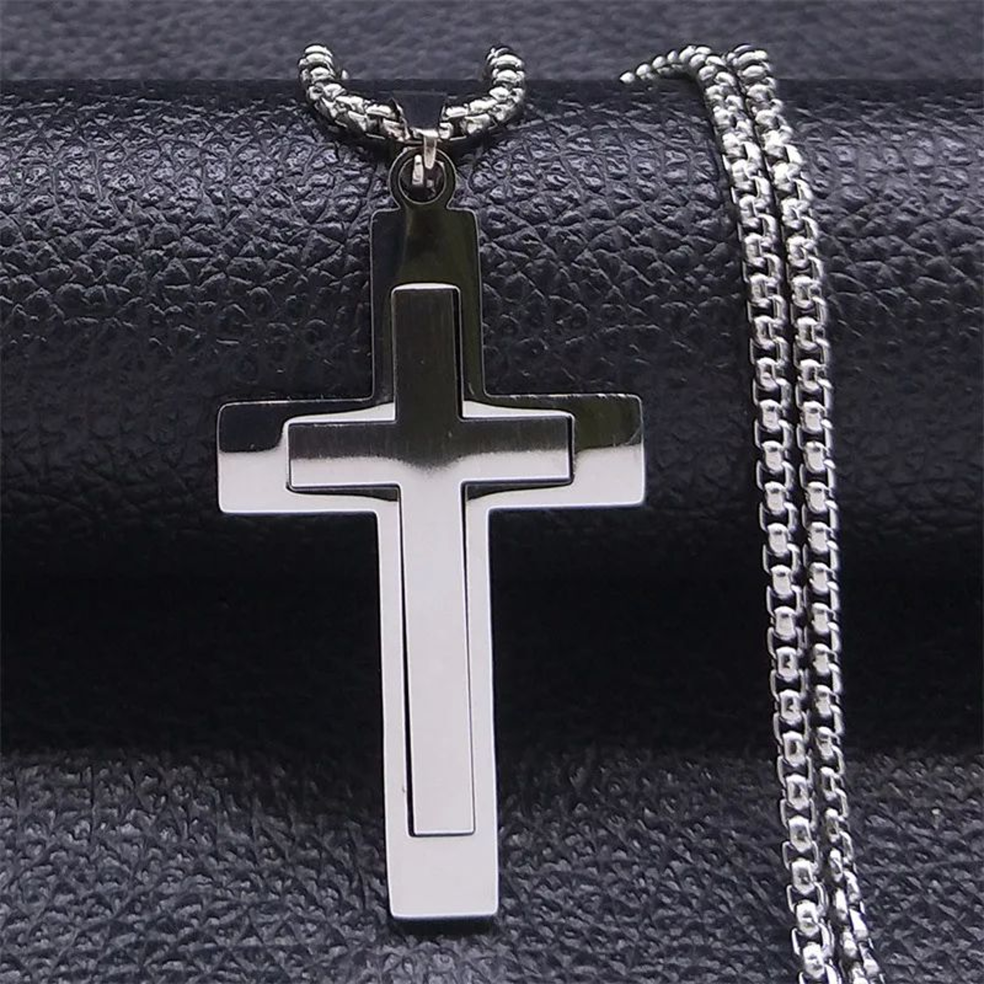 FaithGuard Stainless Steel Cross Pendant Necklace  Unisex Christian Cross Necklace With 60cm Chain 2