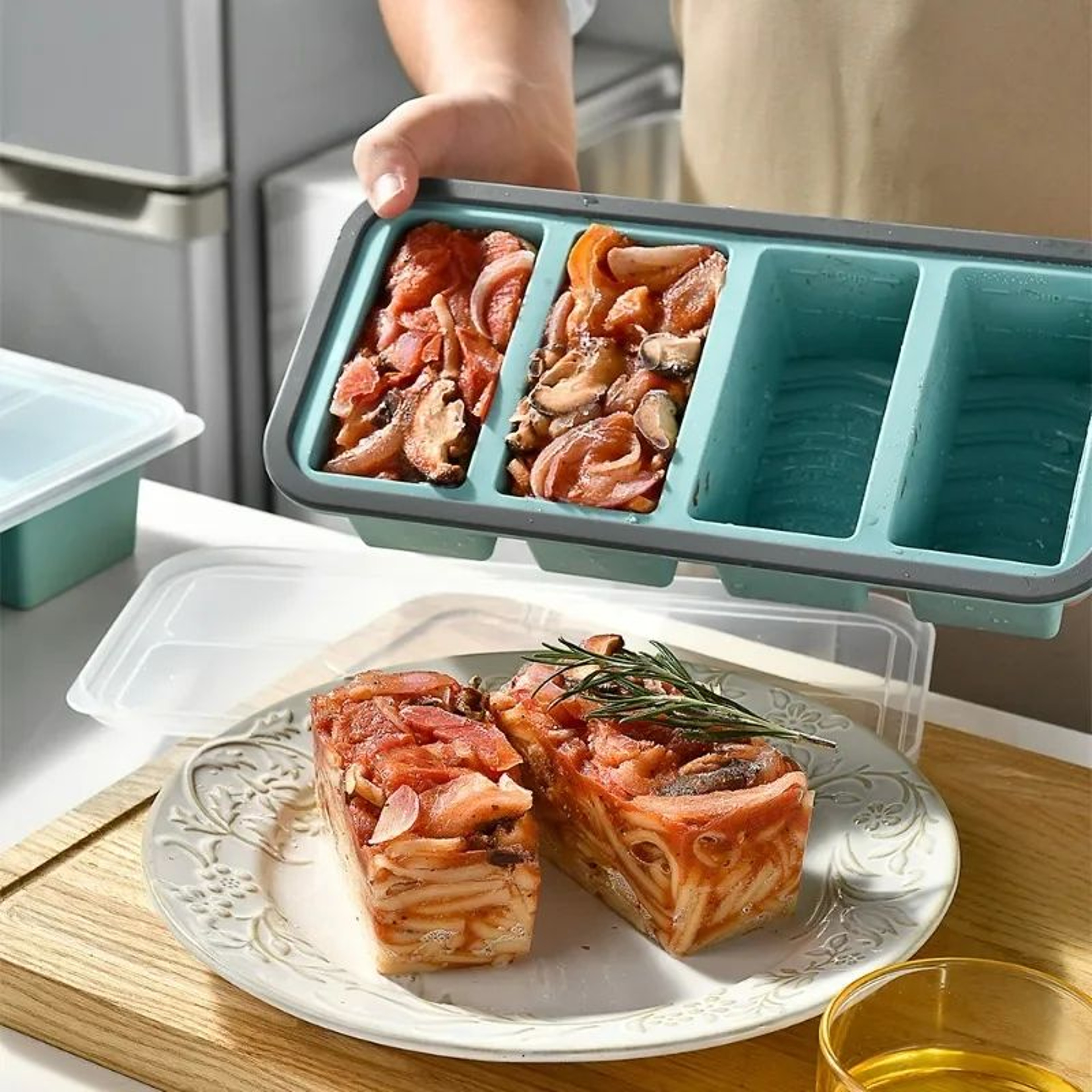 PortionPro Silicone Freezer Tray With Lid For Meal Prep  Soup Cubes 2