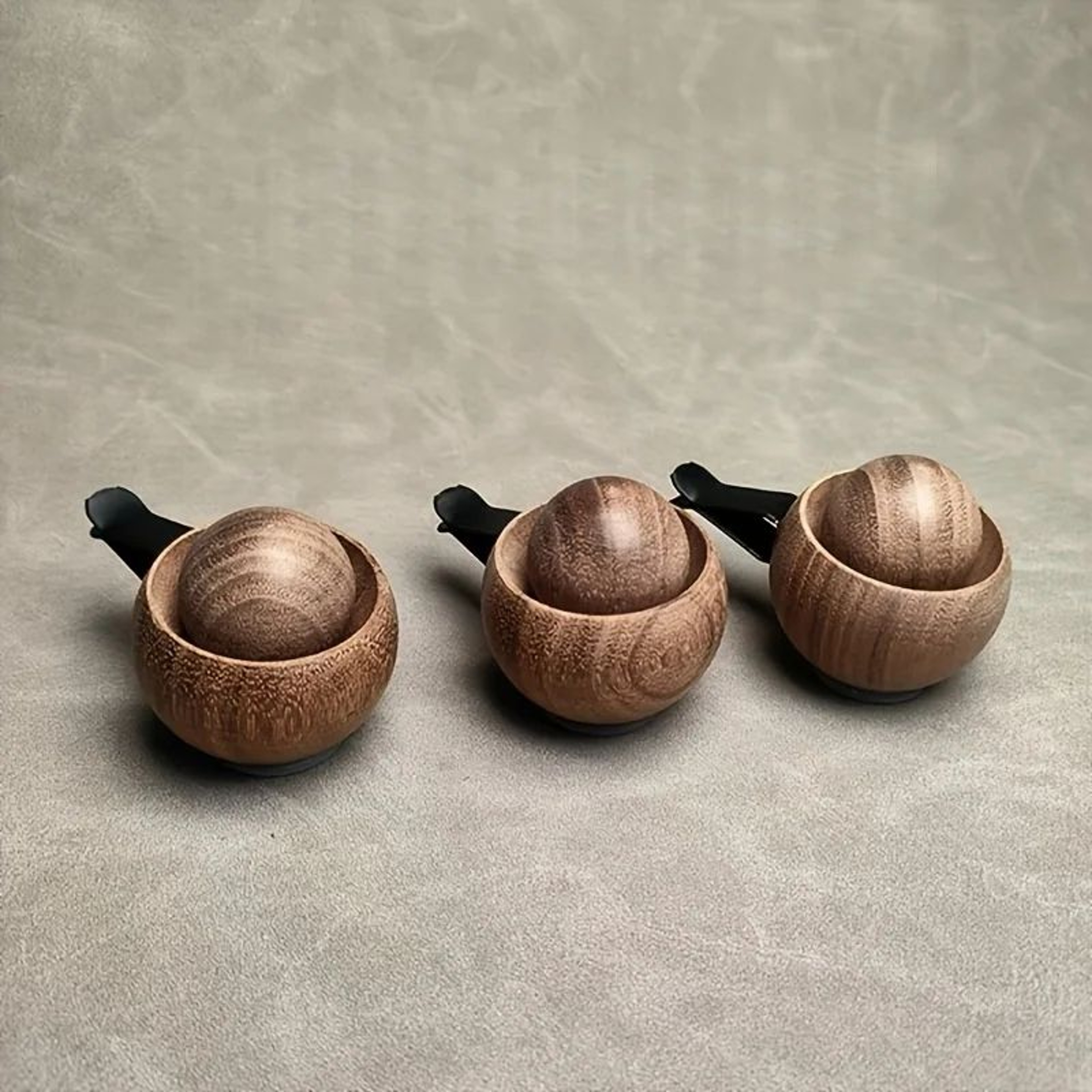 Natural Wood Mini Essential Oil Diffuser For Car And Home 3