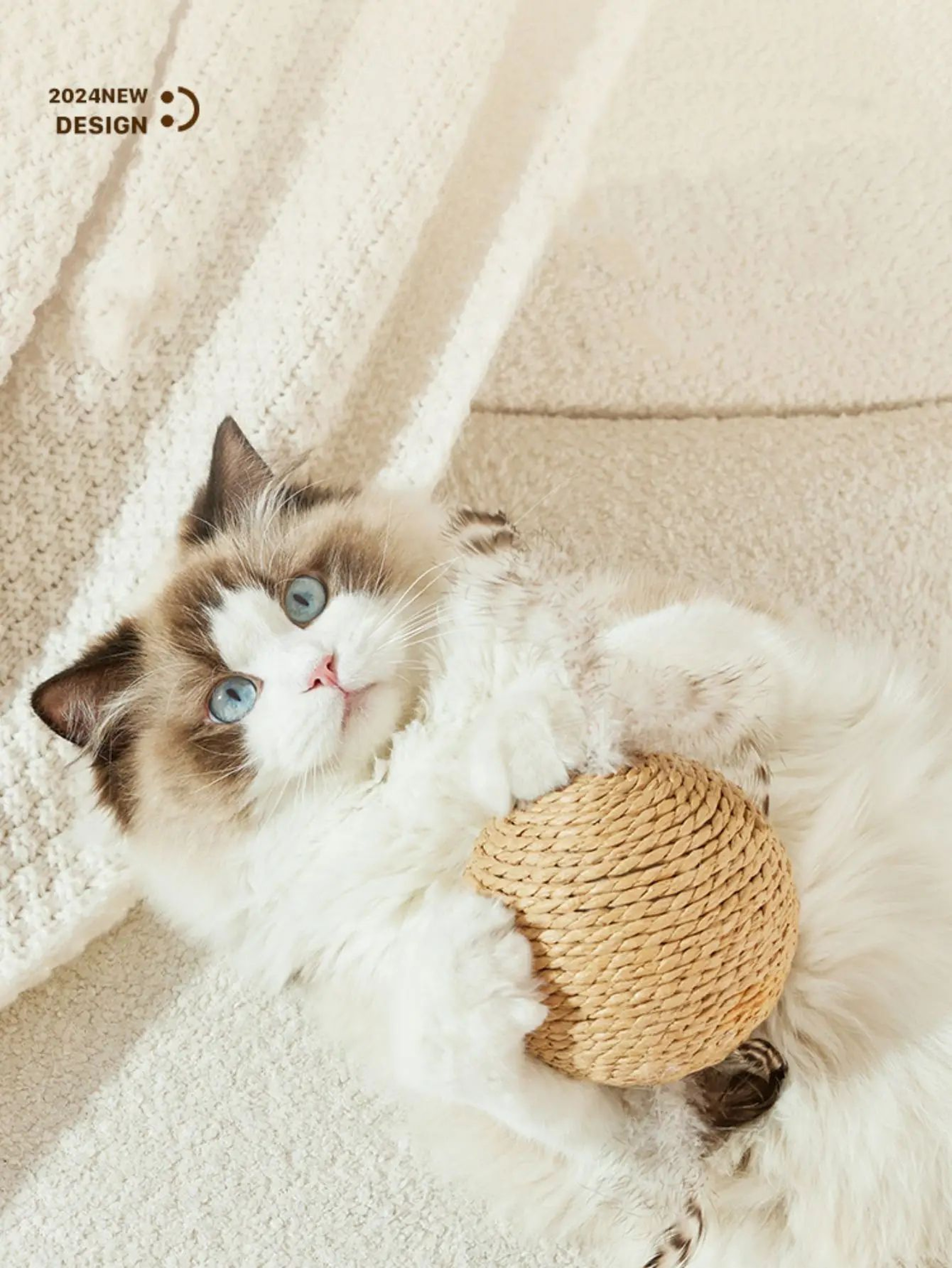Interactive Sisal Cat Scratching Ball For Teeth Cleaning  Play 1