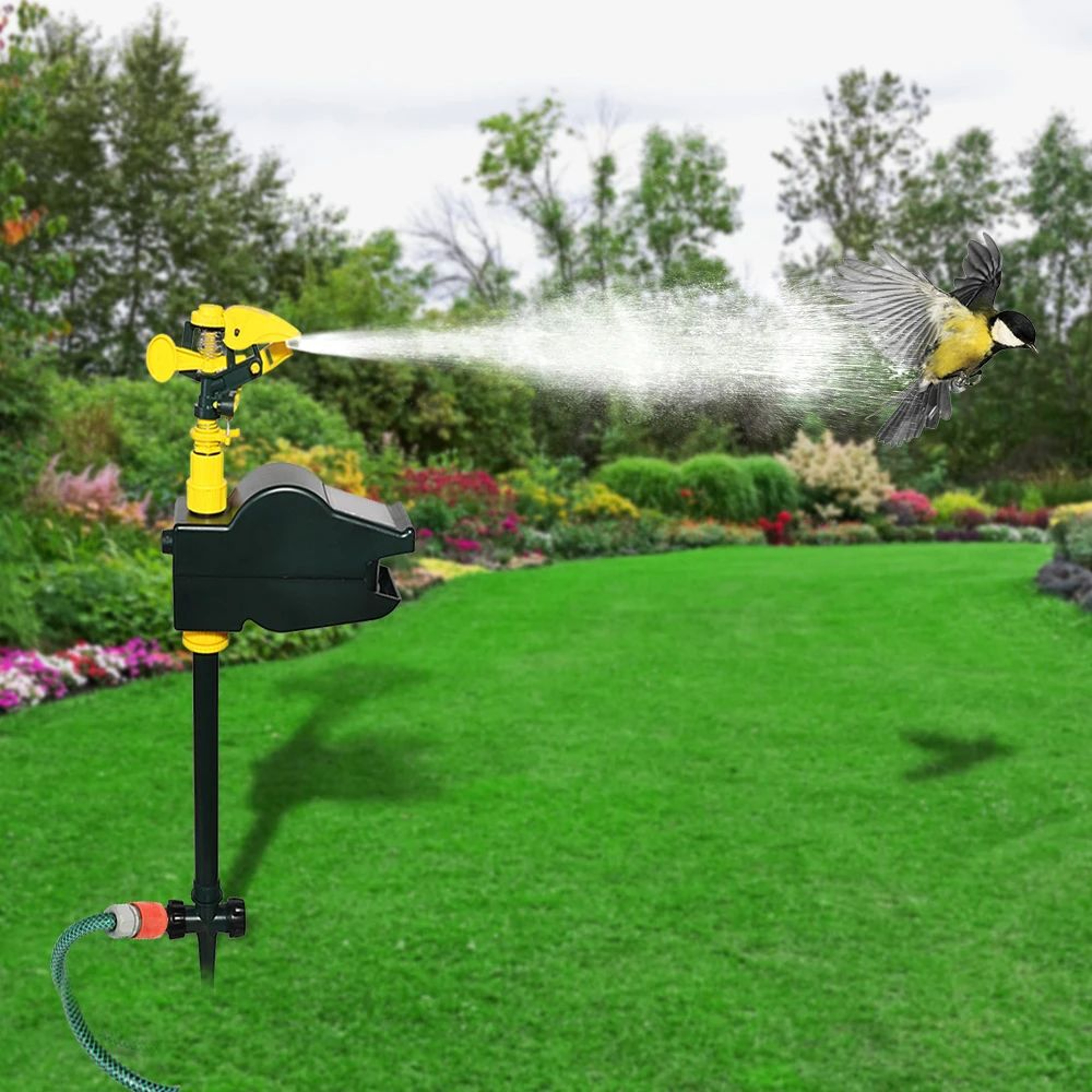 SolarGuard Motion Activated Sprinkler Animal Repeller 4