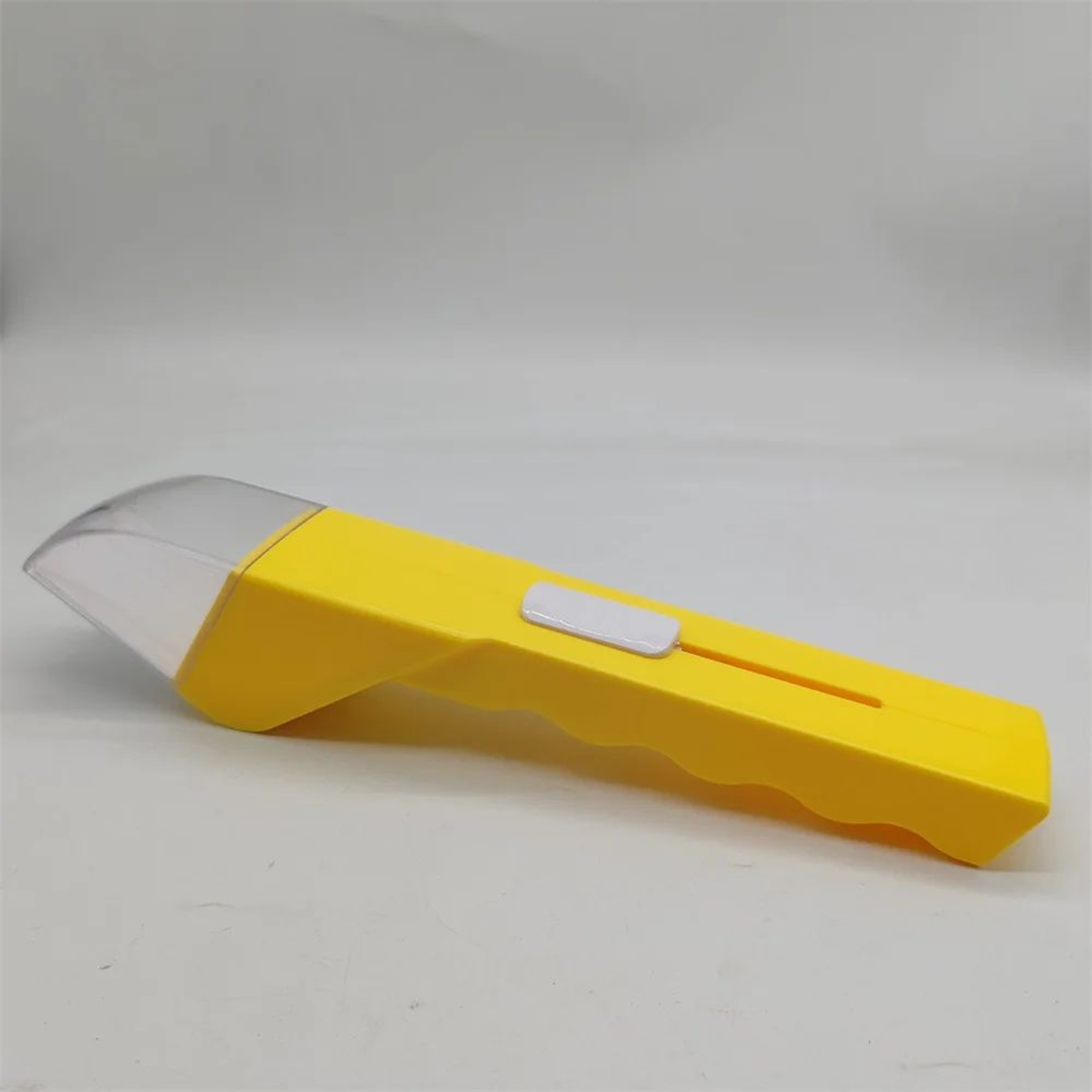 SafeReach Handheld Insect Catcher And Spider Catcher Tool 4