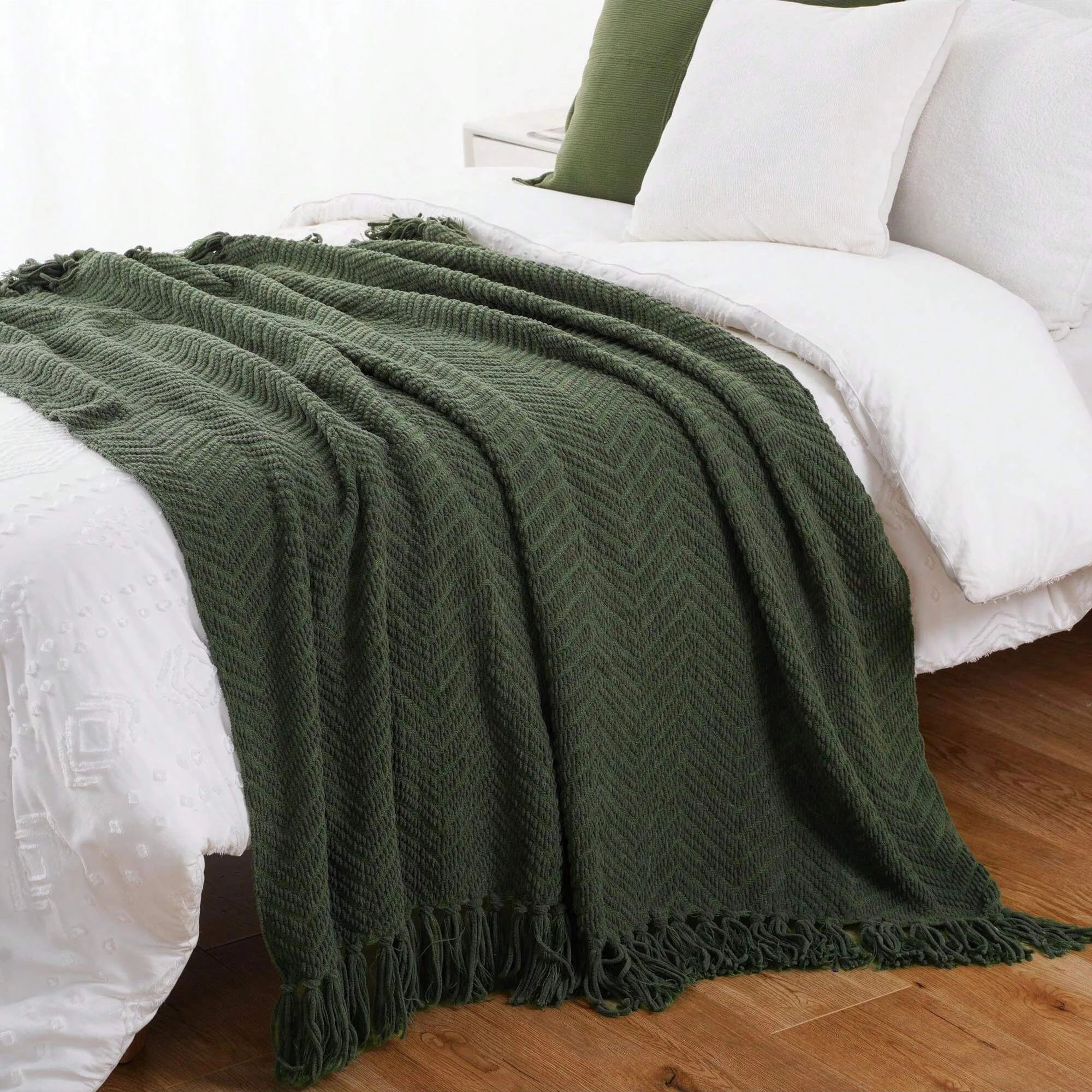 Battilo Soft Chenille Plaid Knit Throw Blanket For Couch And Bed 5