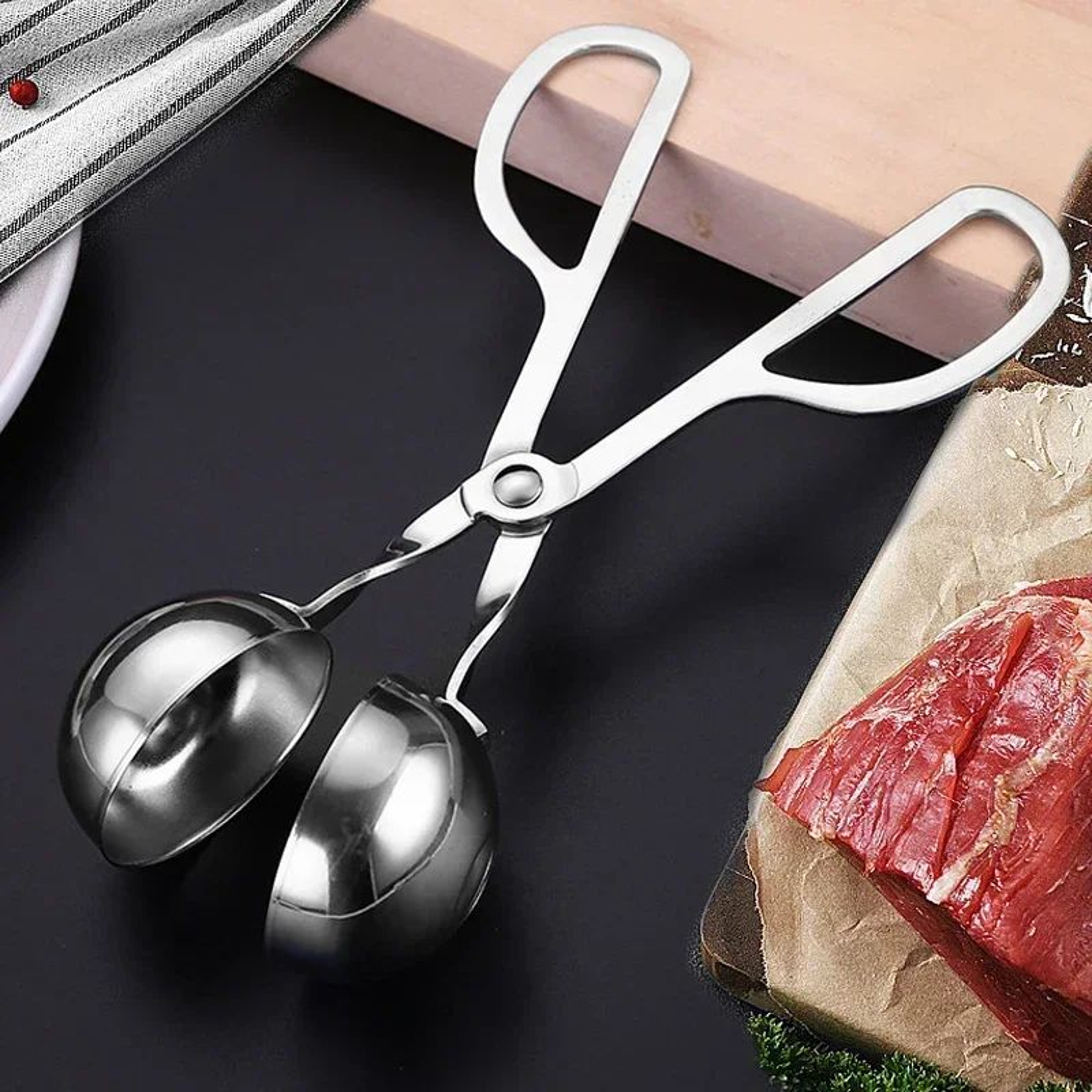 Stainless Steel Meatball Maker And Rice Ball Mould Kitchen Tool 2