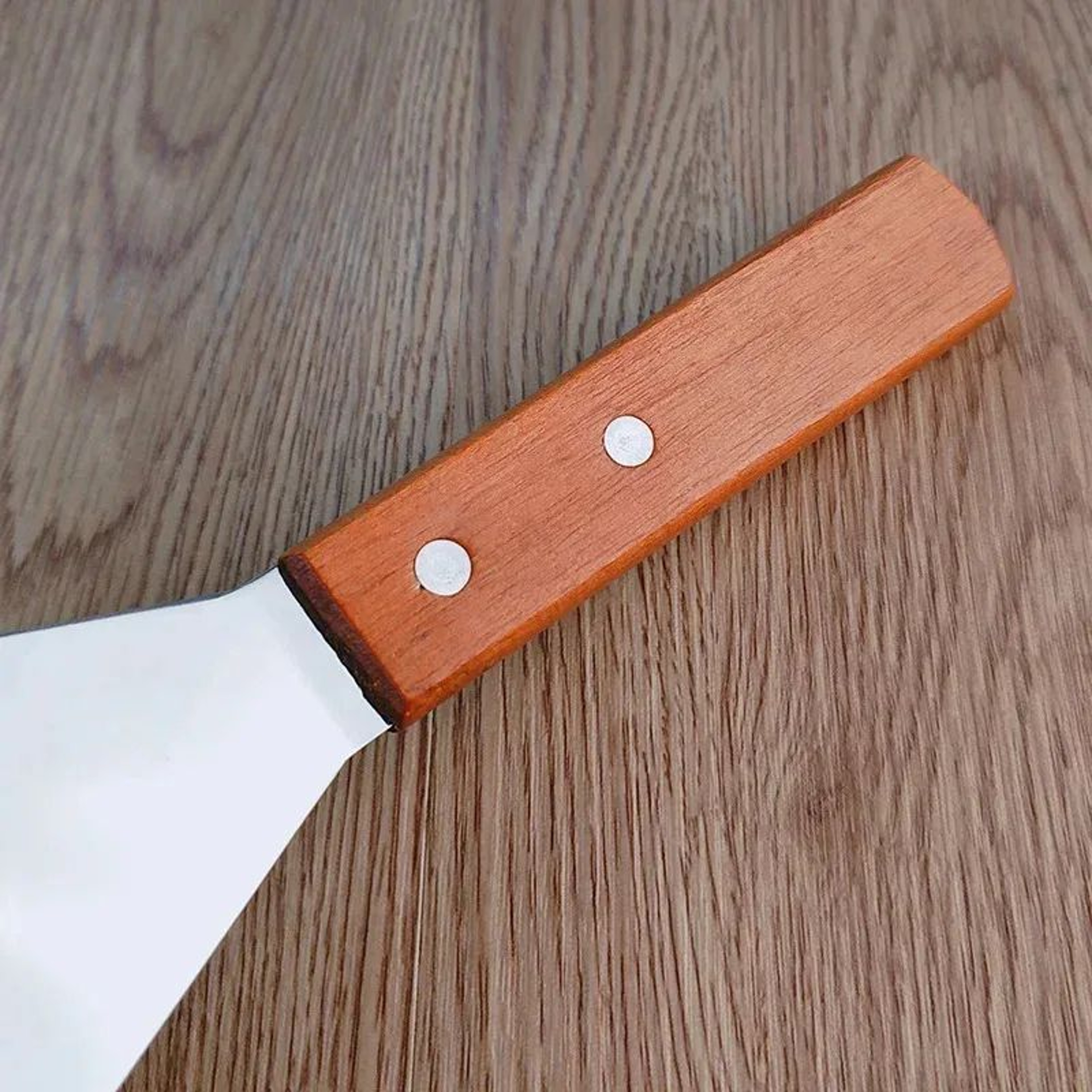 Stainless Steel Steak Spatula With Wooden Handle For Grilling And Cooking 2