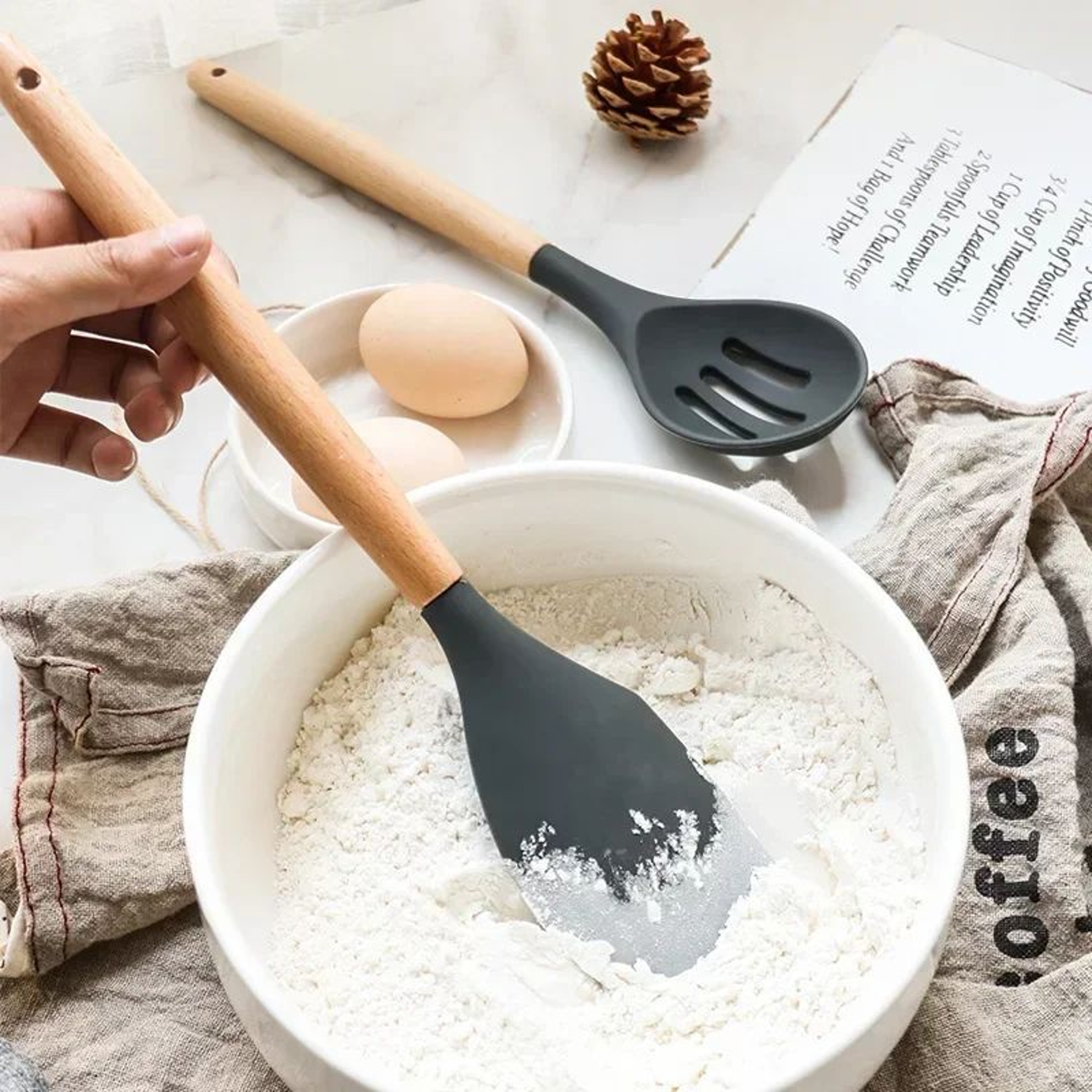 12PCS Silicone Kitchen Utensils Set With Wooden Handles For Nonstick Cookware 1