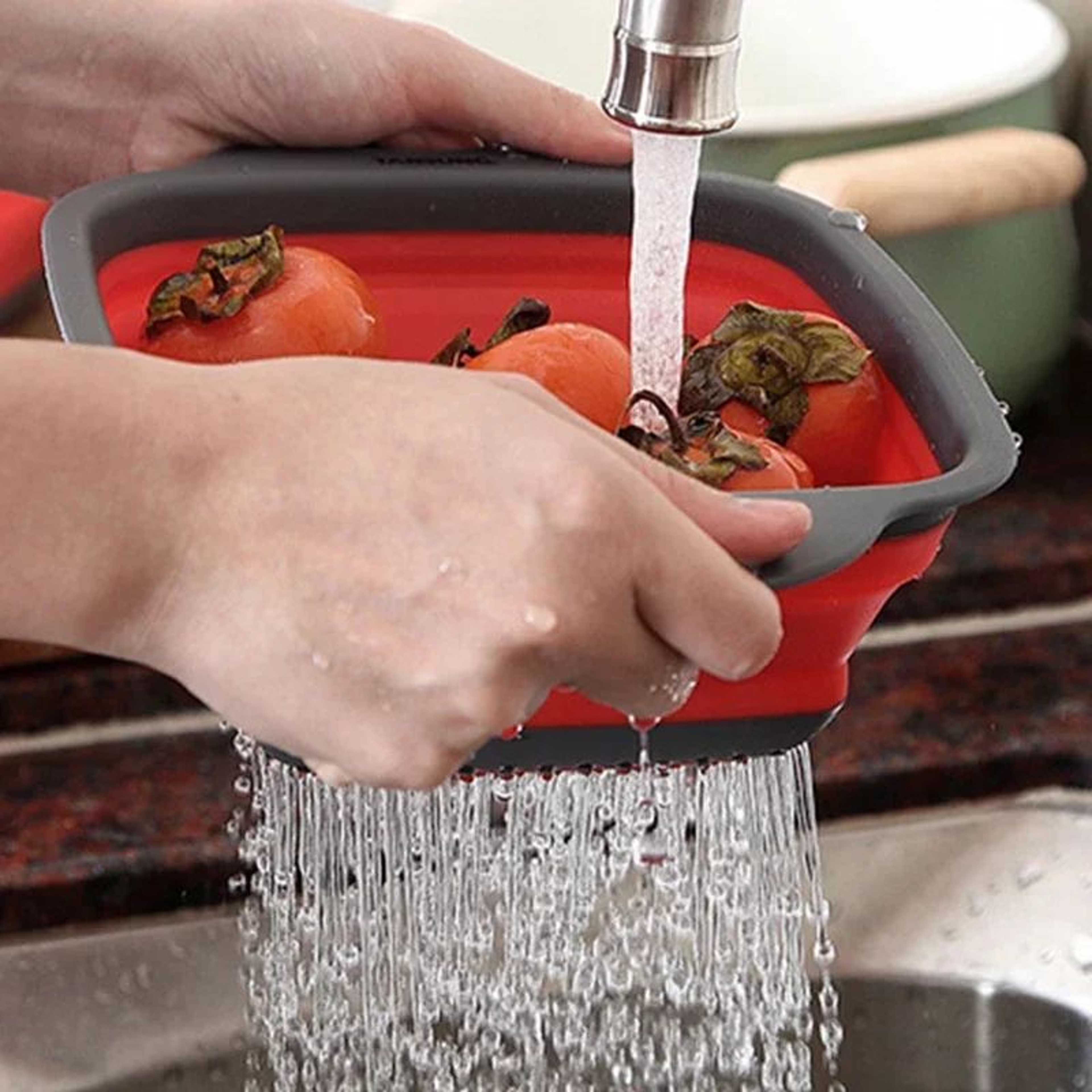 Space Saving Foldable Vegetable Washing Basket And Collapsible Colander 4