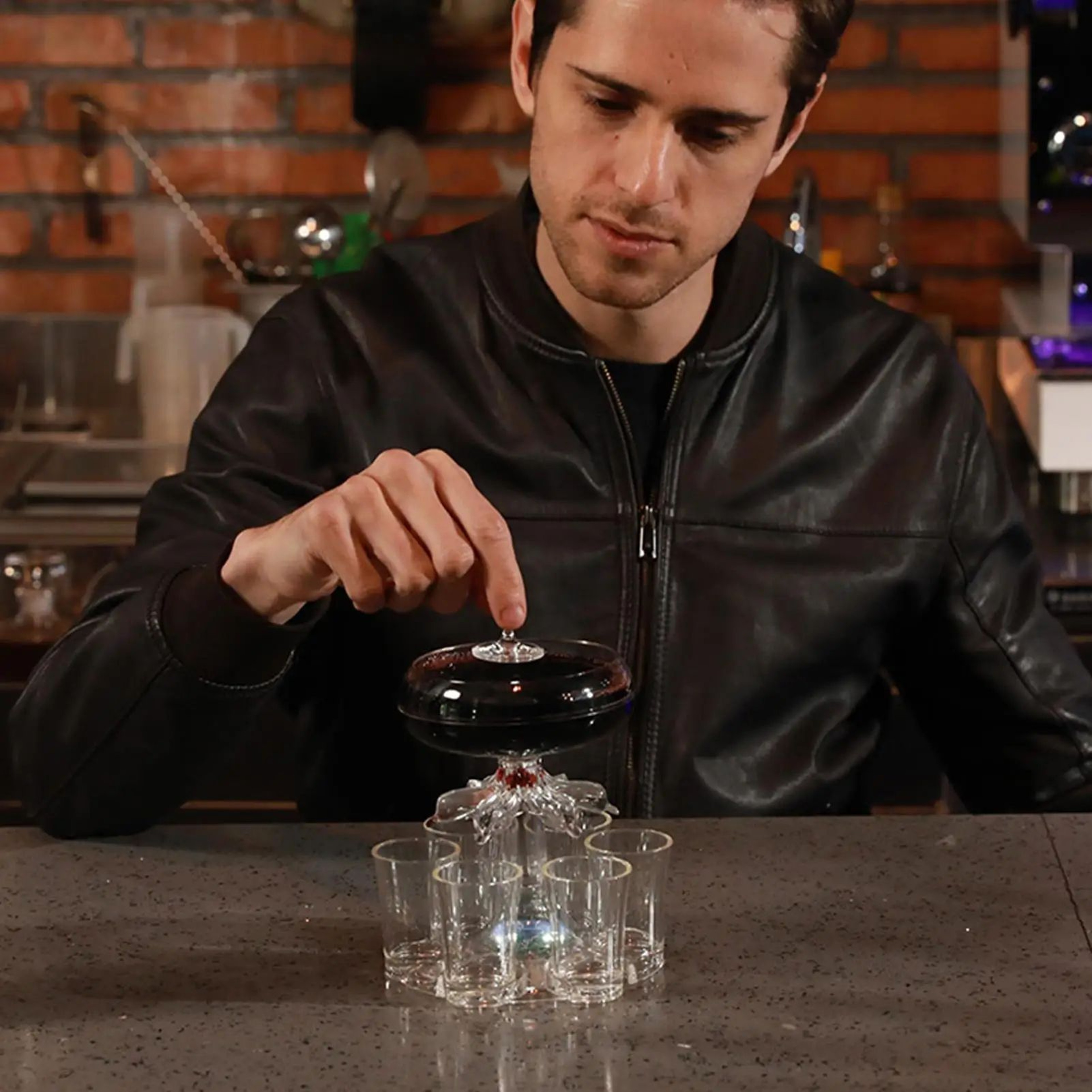 6 Shot Liquor Dispenser Cocktail Pourer With Glass Holder For Parties 4