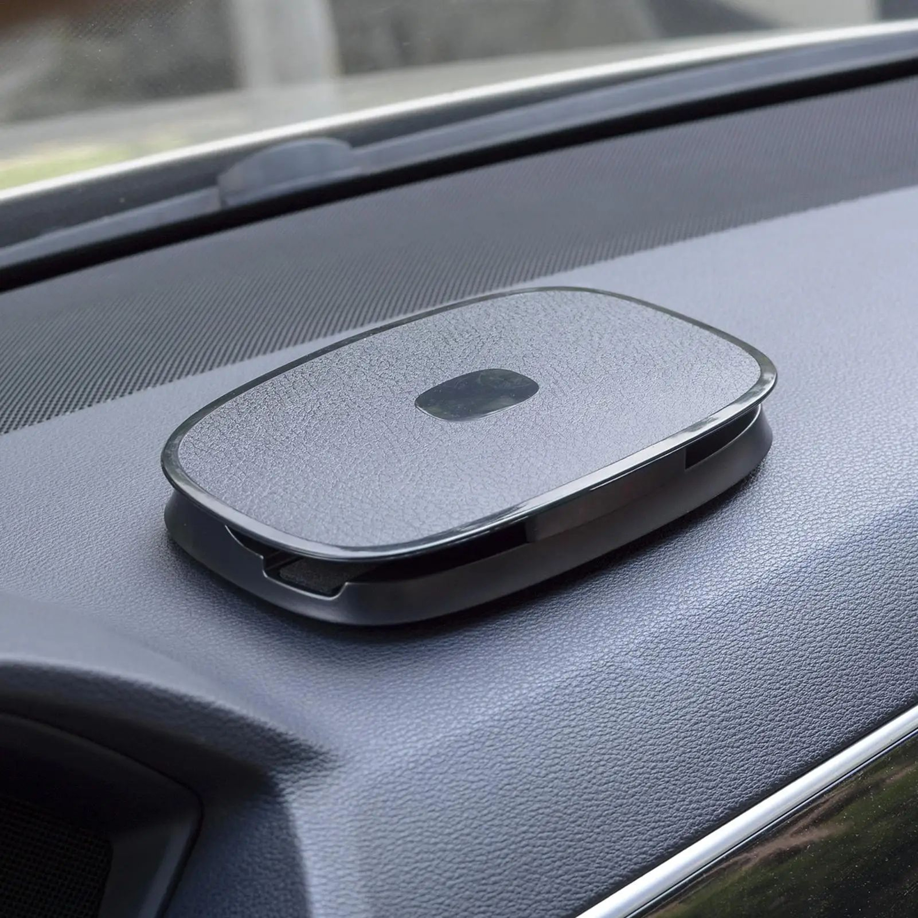 360 Degree Rotating Car Dashboard Phone Holder For GPS Navigation 4