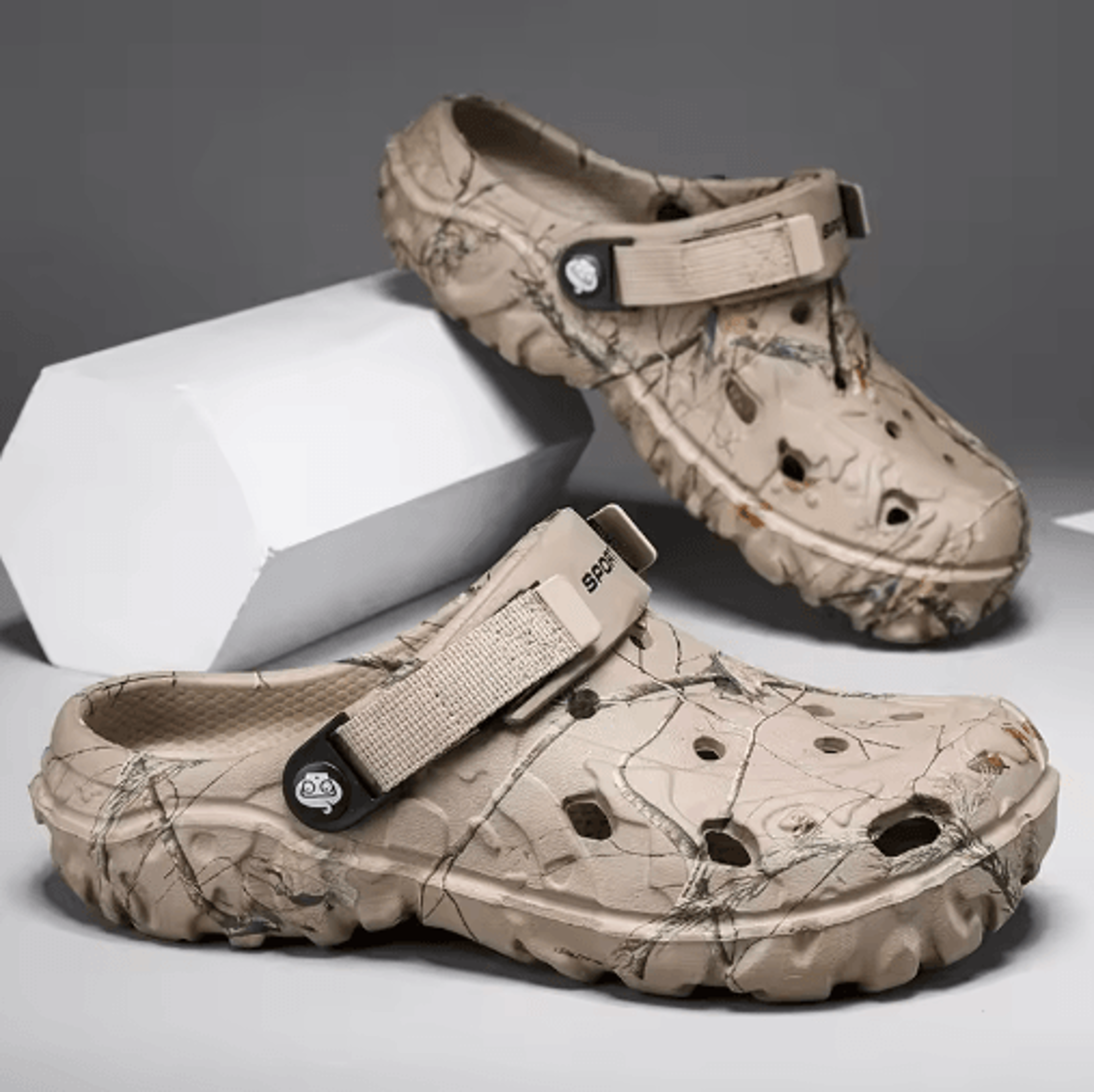 Classic Lightweight Anti Slip Garden Slippers Outdoor Platform Sandals For Men 5