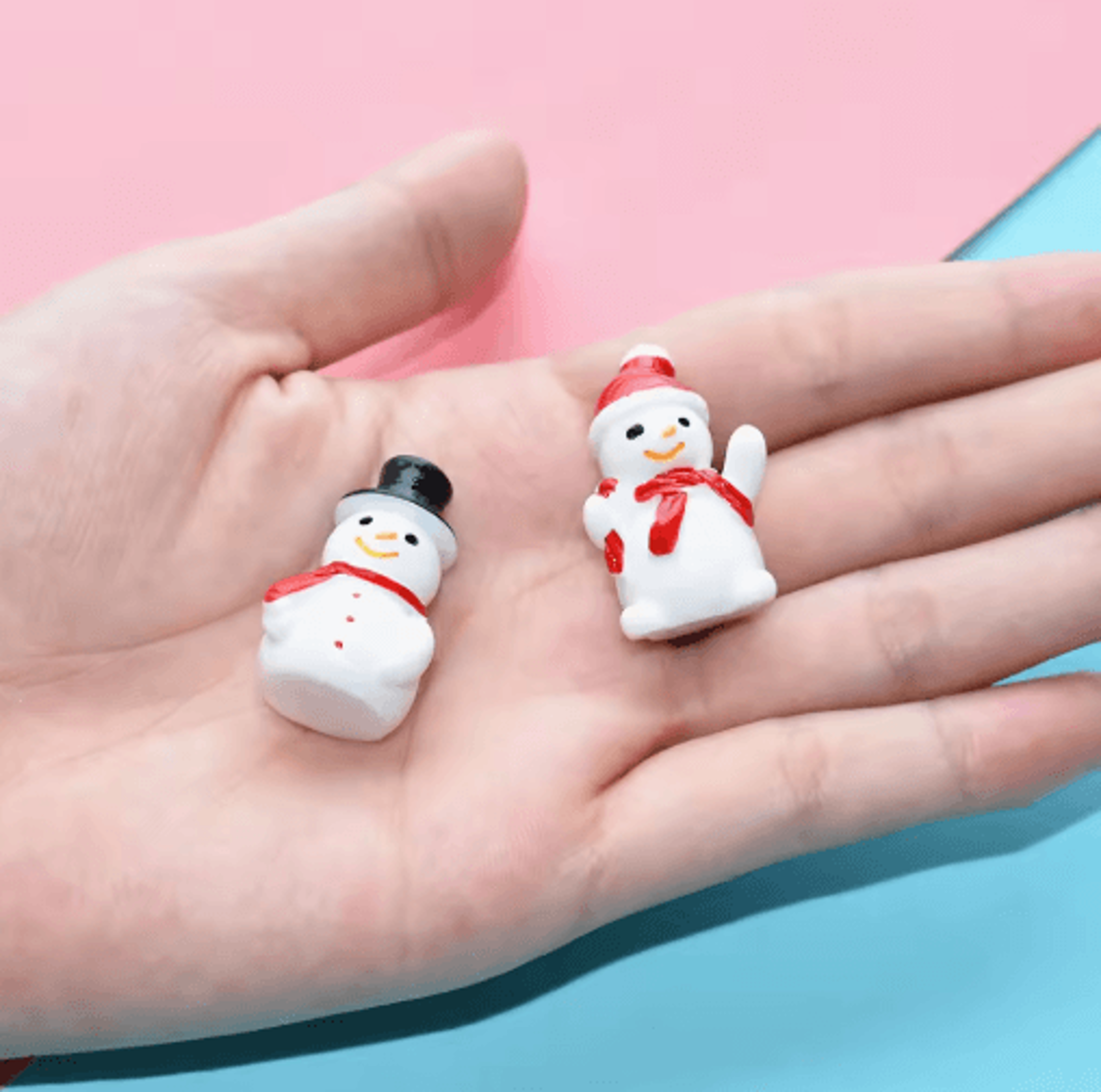 Mini Christmas Snowman Figurines Set Resin Holiday Decor For DIY Crafts  Gardens 1