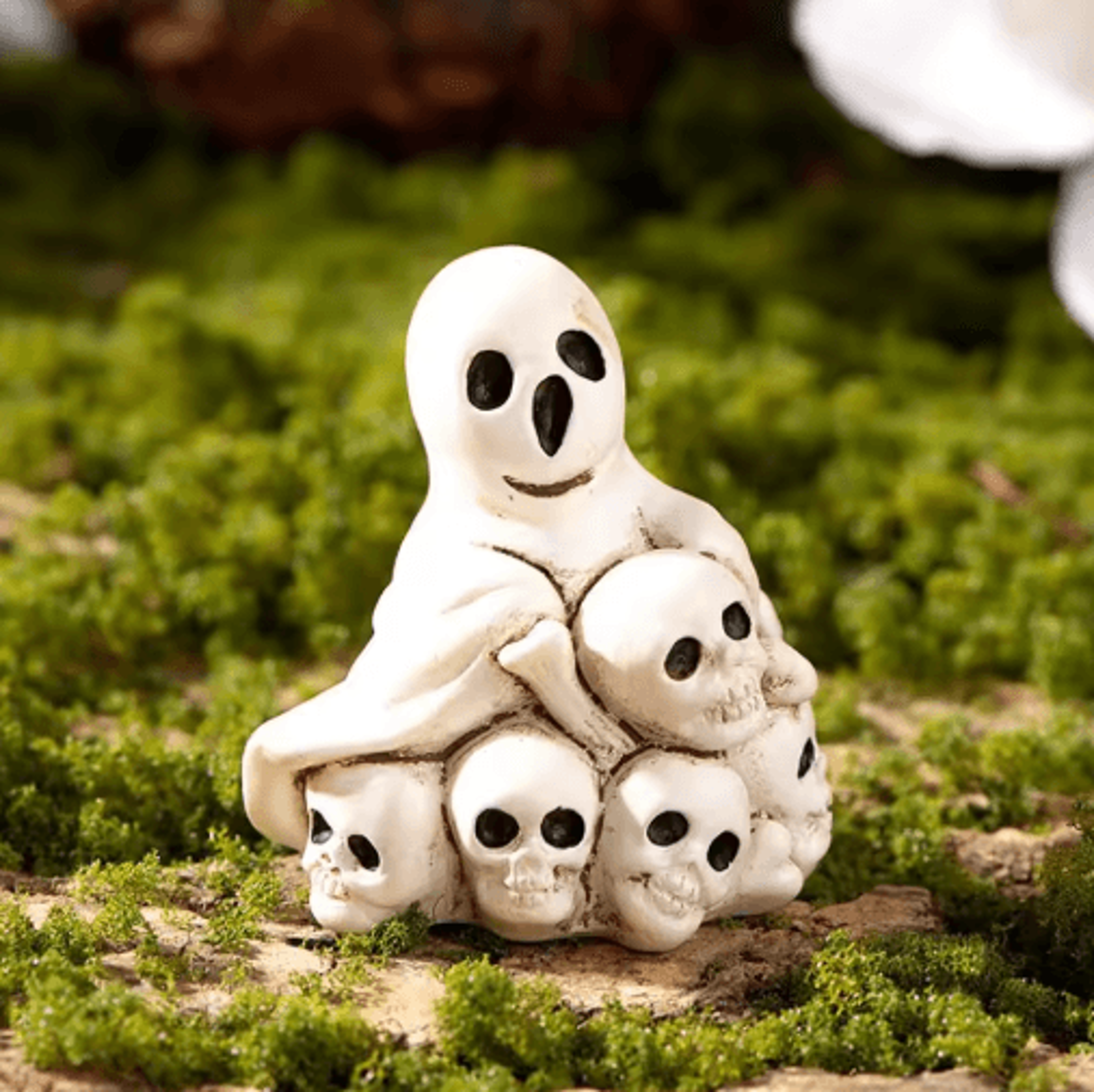 Mini Halloween Resin Figurines For Car  Desktop Decor 4