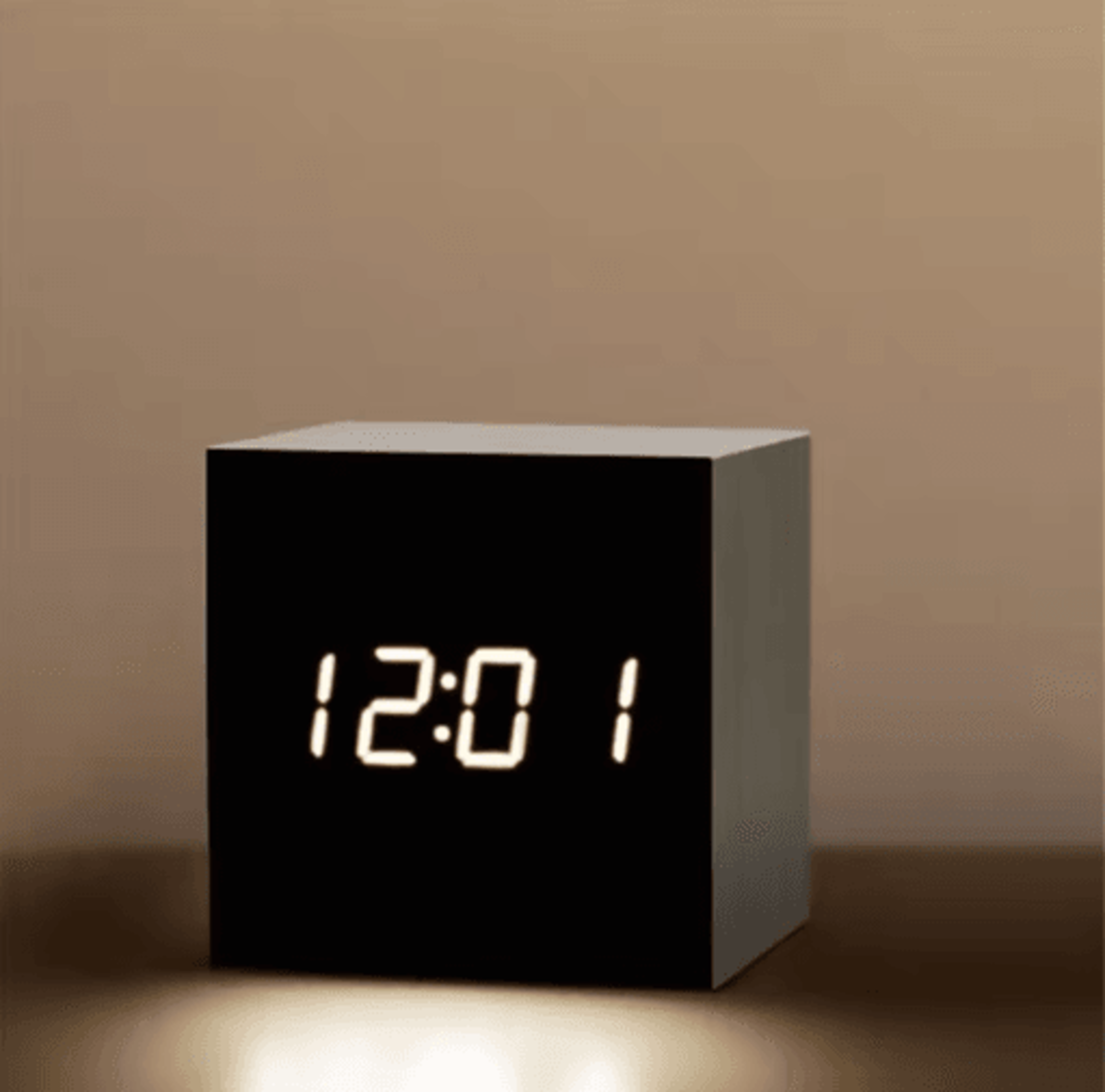 Square Wooden LED Alarm Clock  Voice Control Desk Clock With Snooze 5