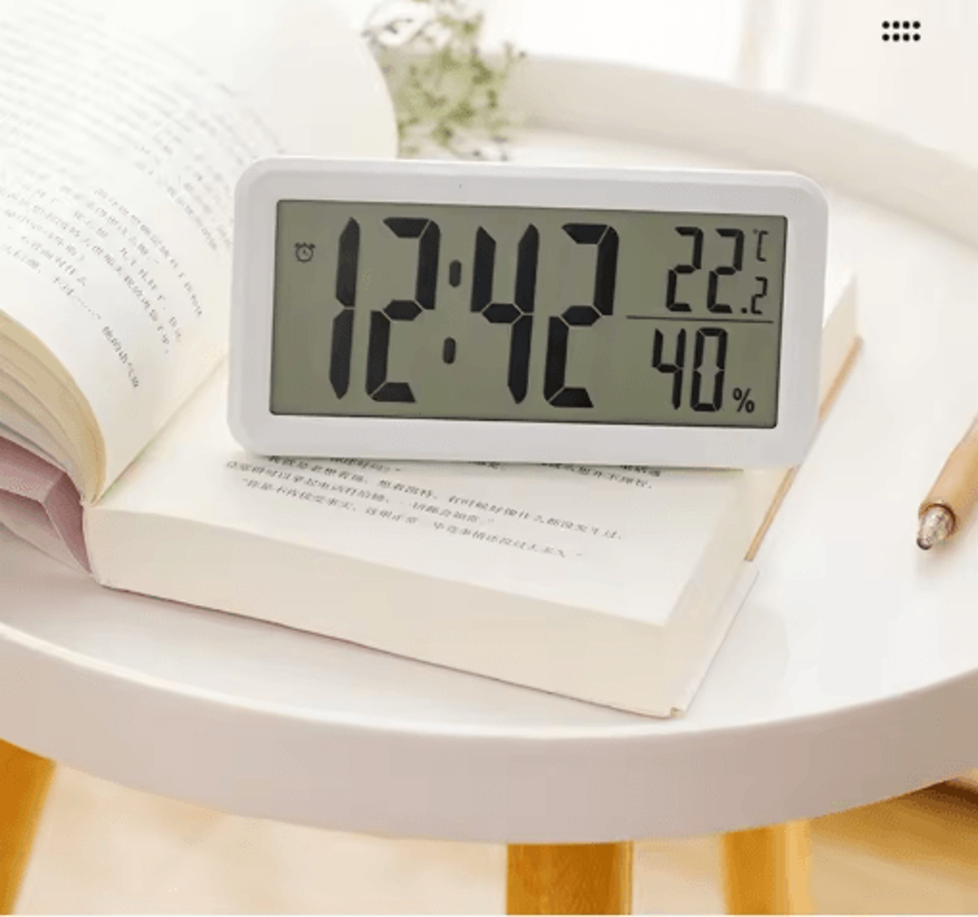 Slim Nordic Digital Alarm Clock  Large LED BatteryPowered Desk Clock 1