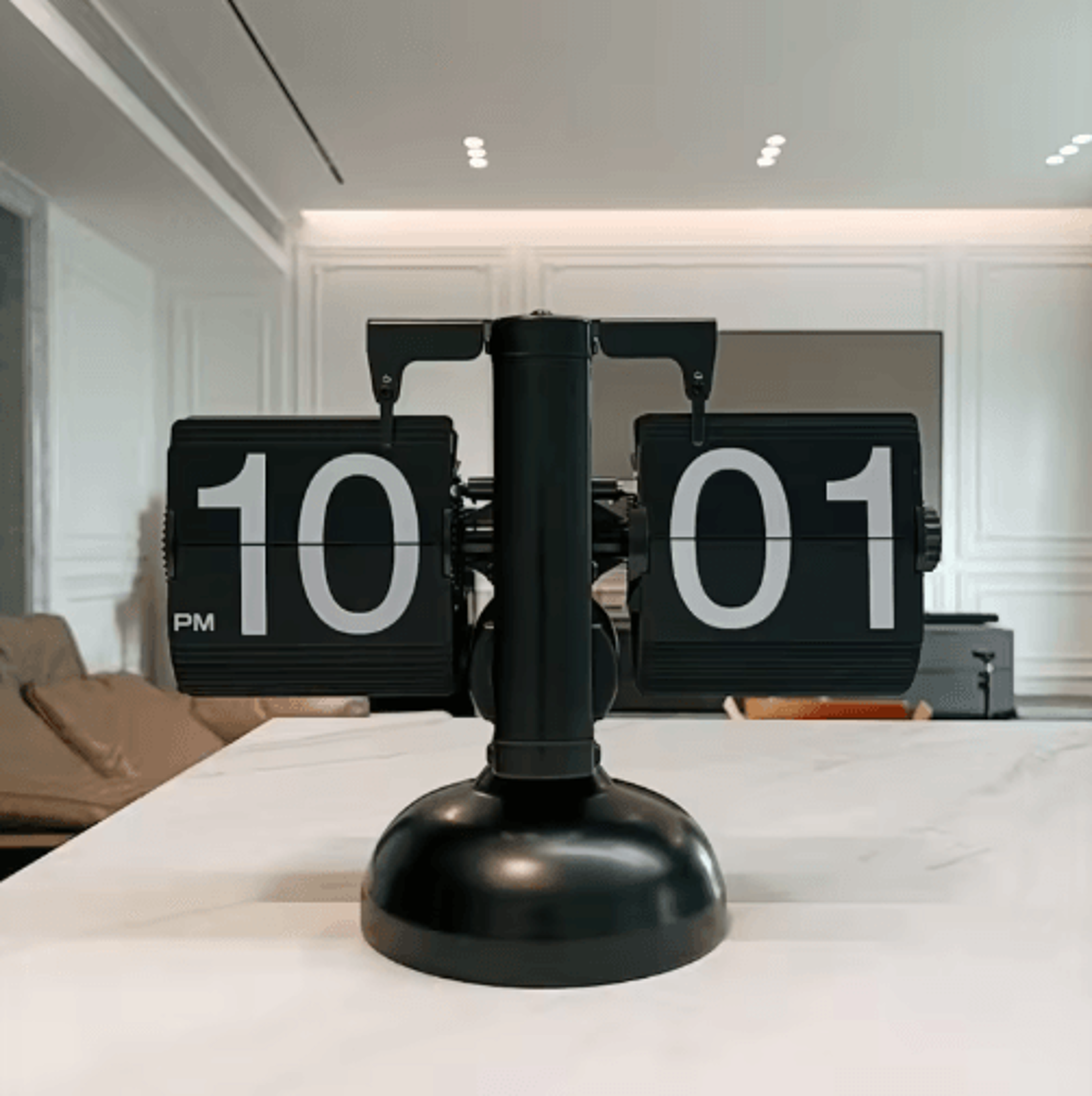 European Vintage Flip Clock  Automatic PageTurning Quartz Desk Decor 2