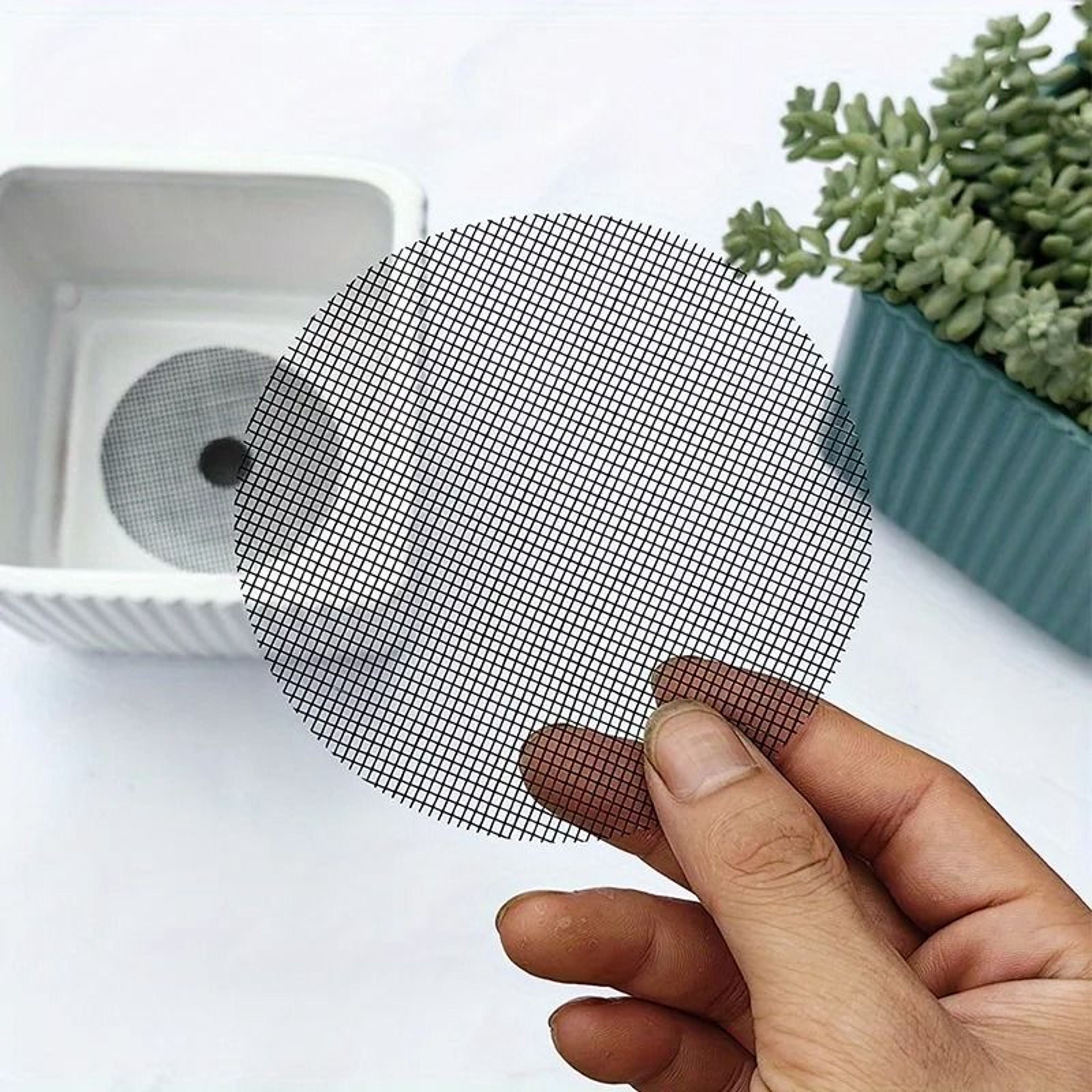 GrowGuard Flower Pot Drainage Mesh Pads Prevent Soil Loss 50 Pack 3