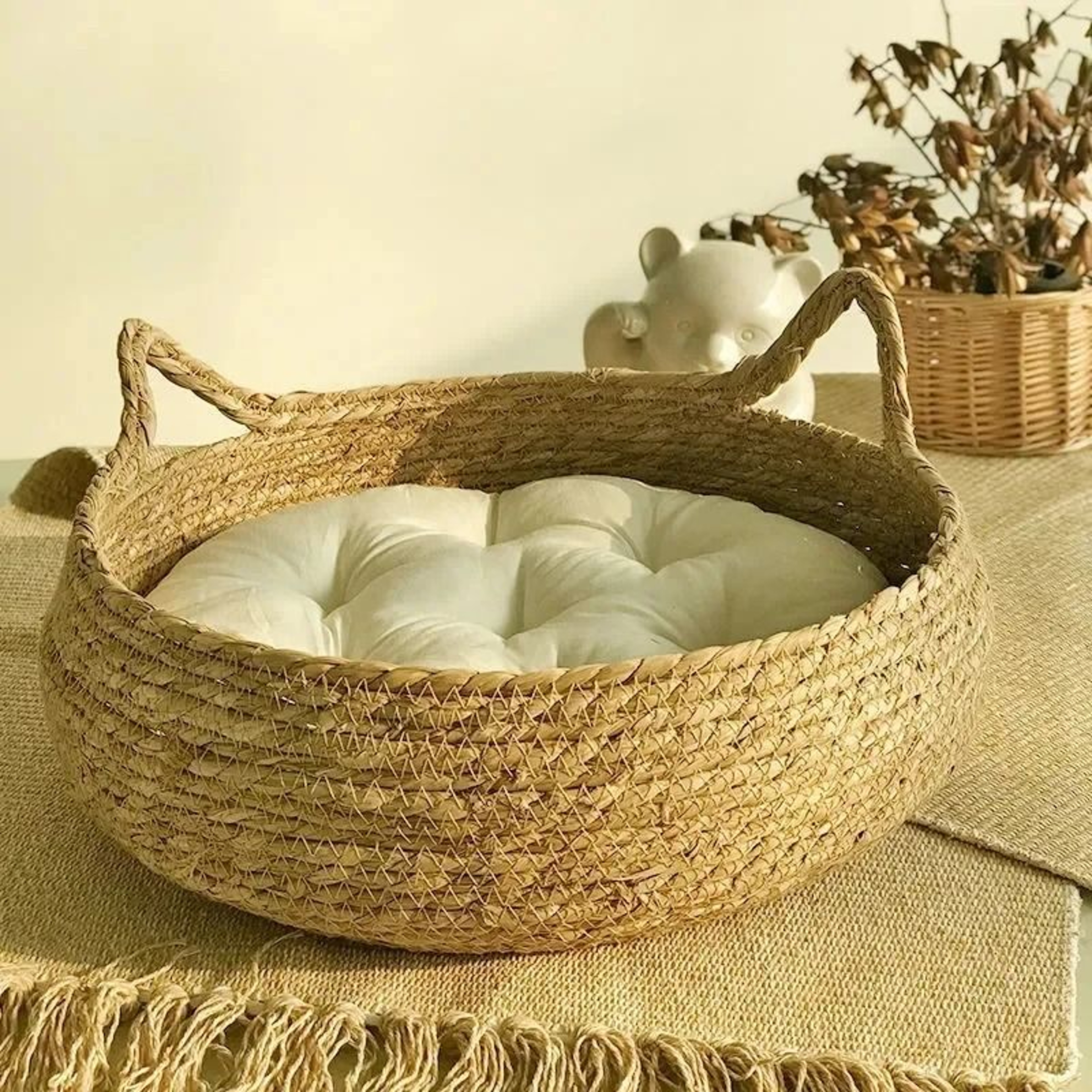 Handwoven Rattan Cat Bed With Washable Cushion For All Season Comfort 2